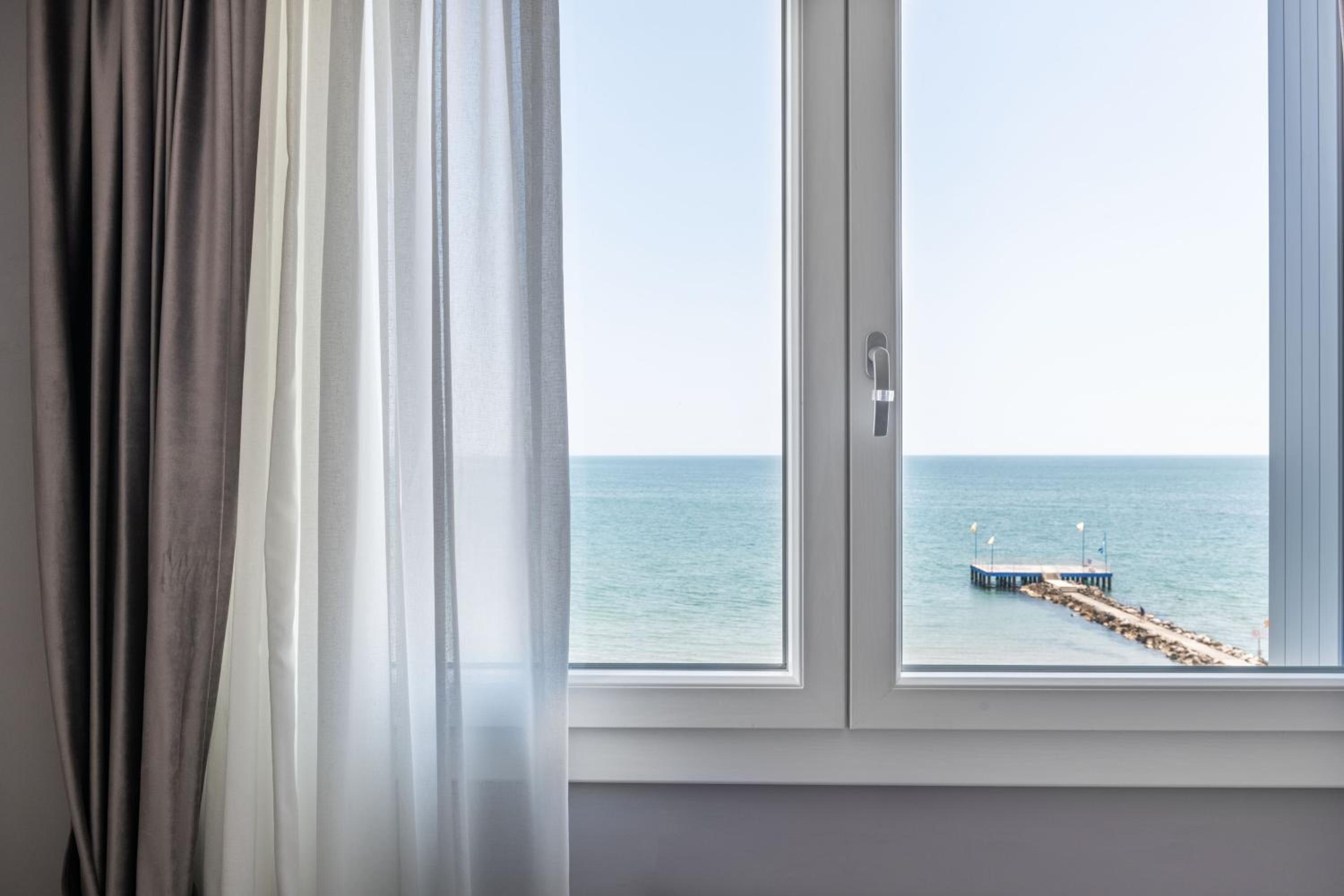 Deluxe Double Room with Sea View Nr. 2