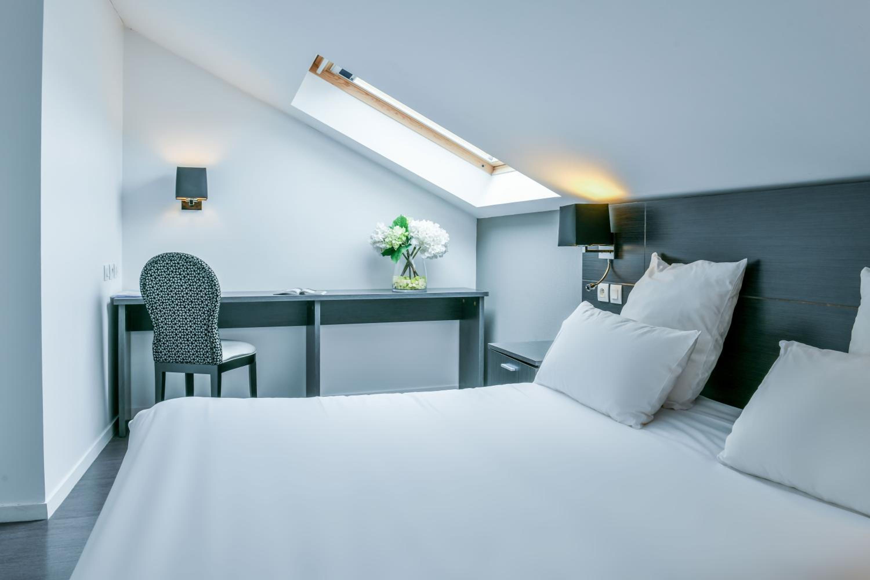 Double Room - Photo 3