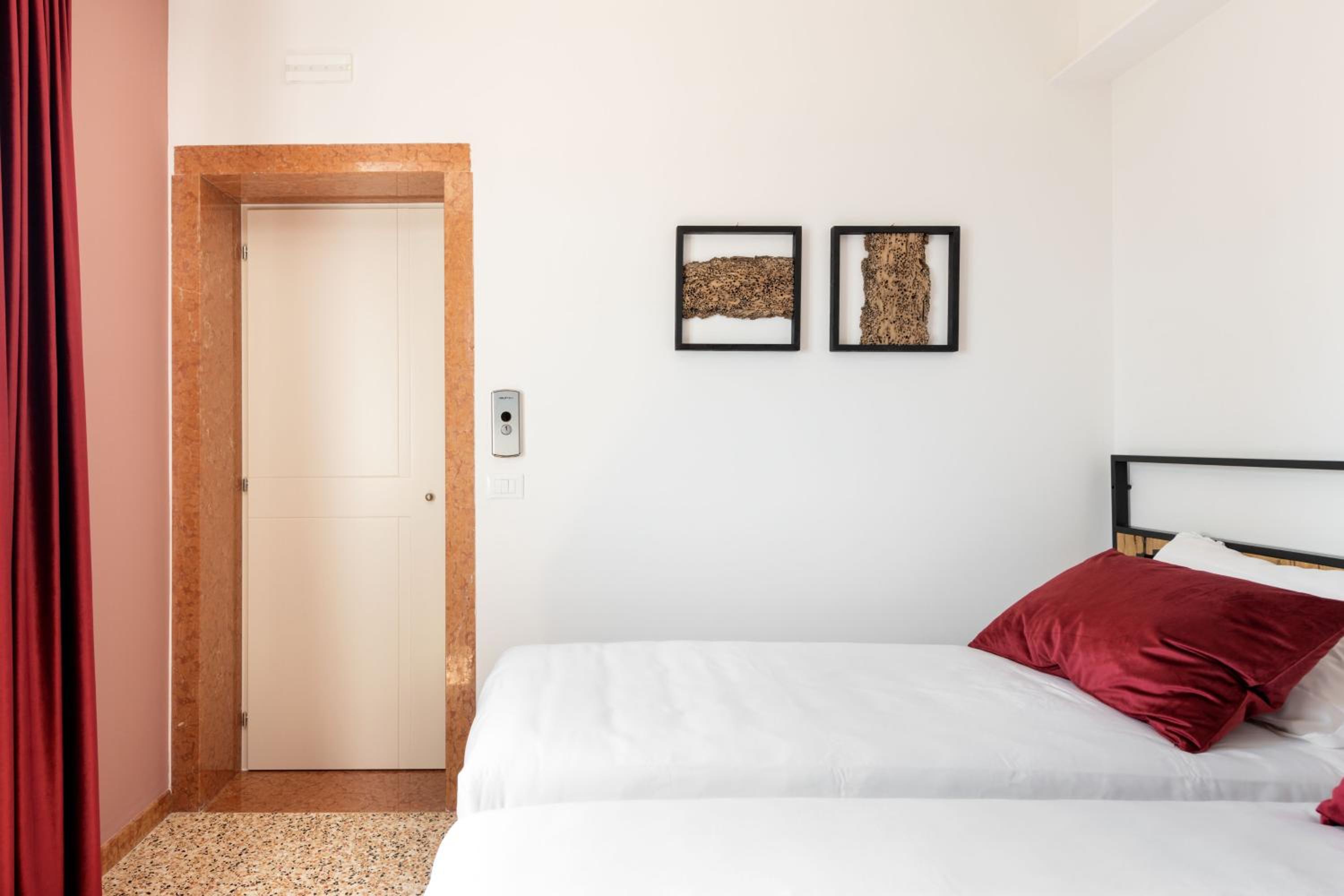 Double Room with Garden View photo 2