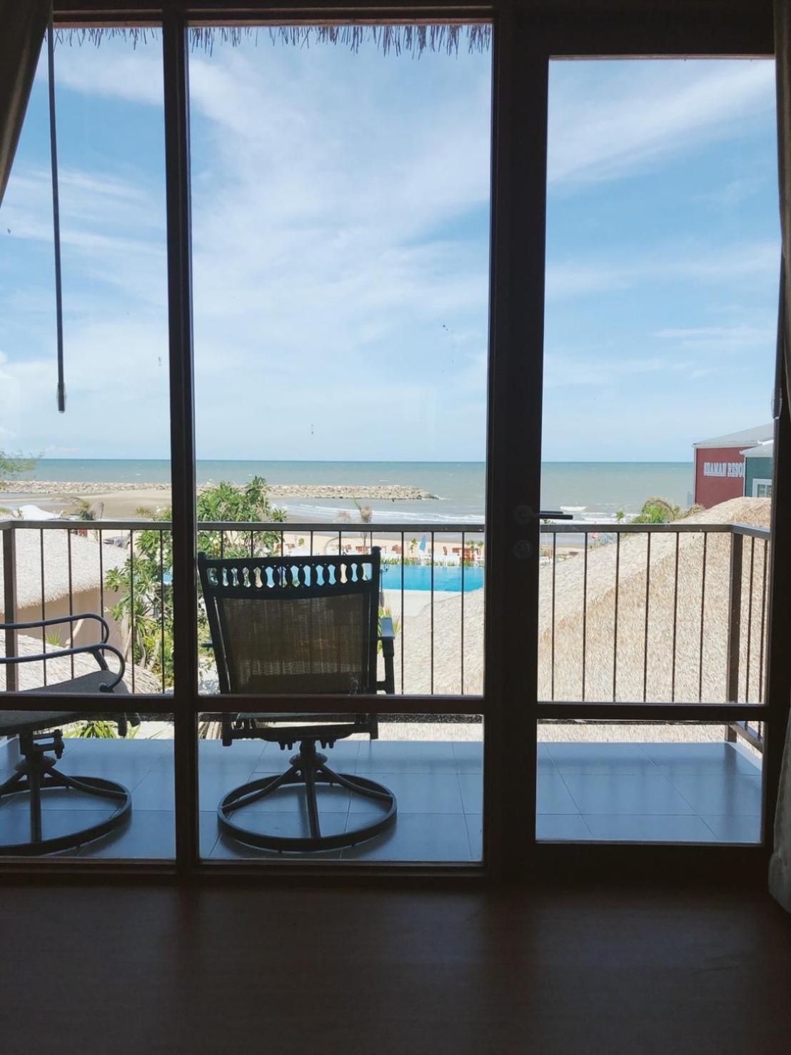 Deluxe Double with Sea View photo 2