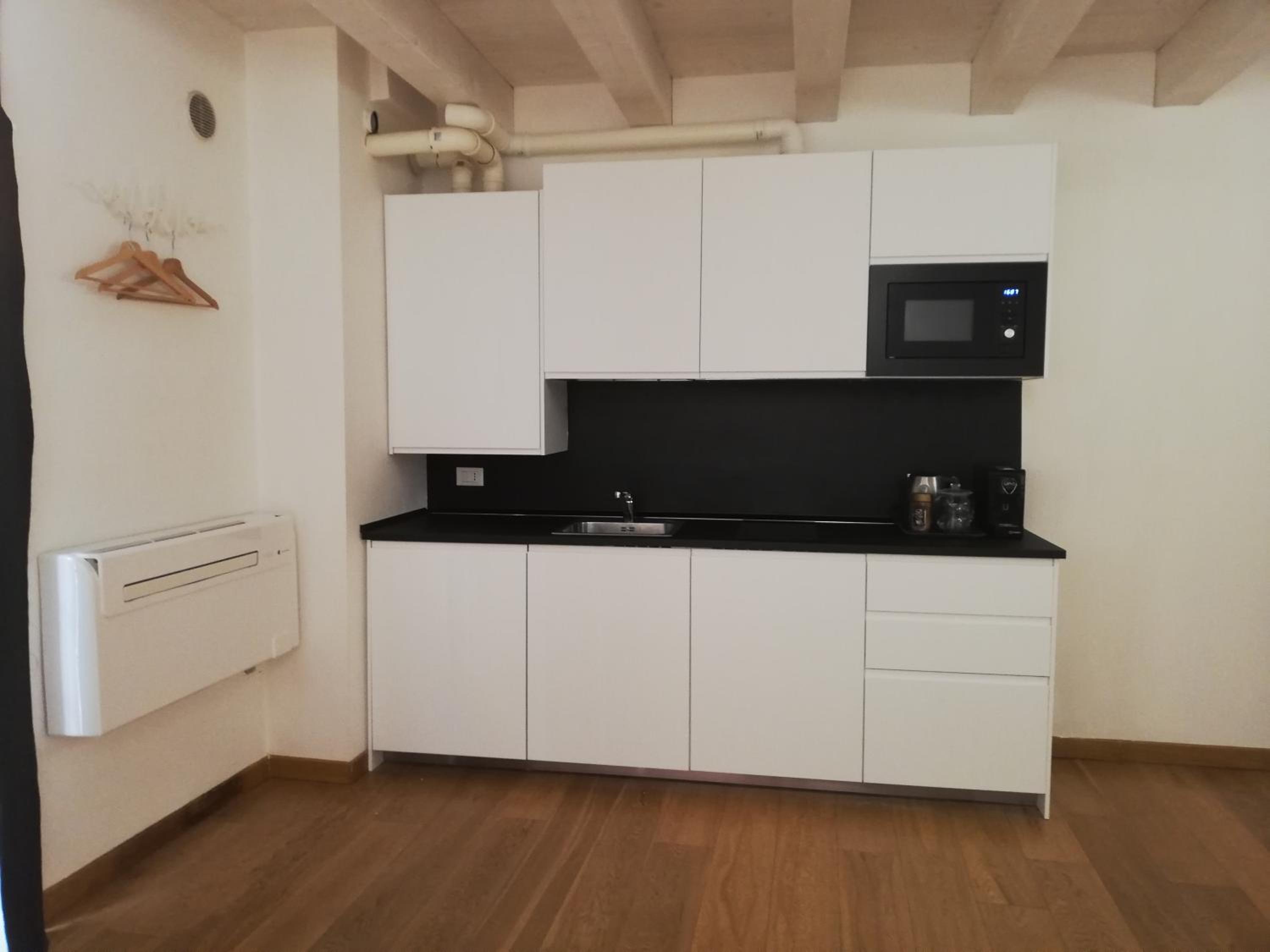 Studio (2 Adults) - Photo 6