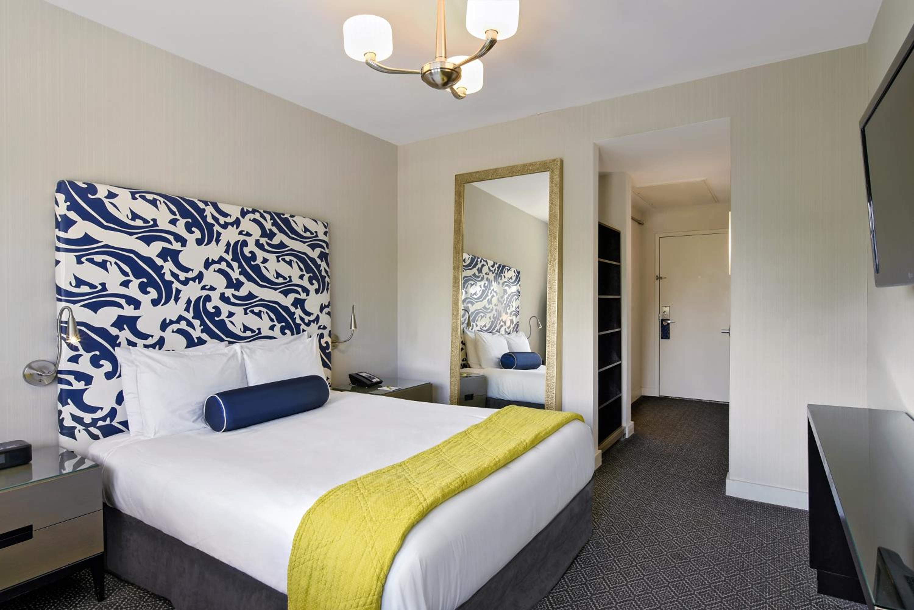 Superior King Room - Photo 2