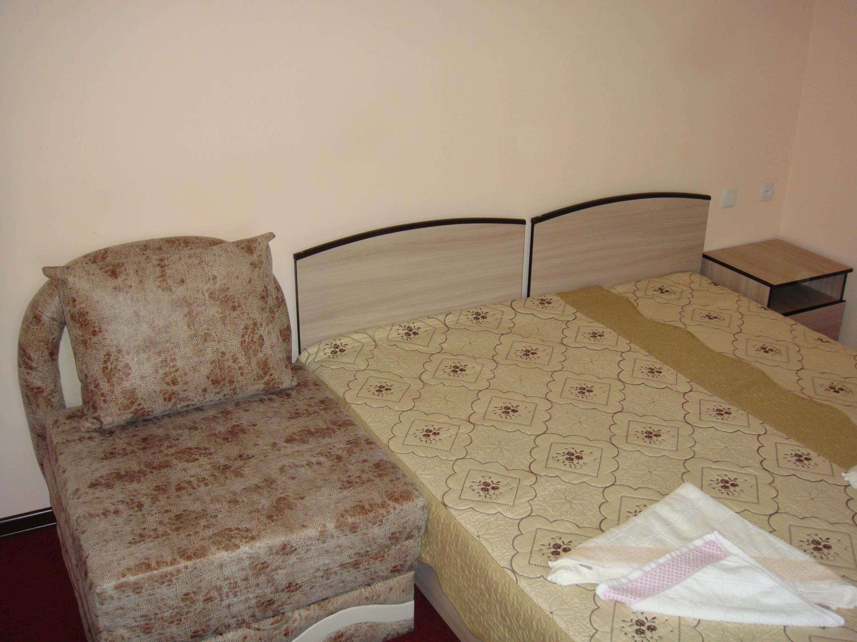 Twin Room with Balcony photo 3