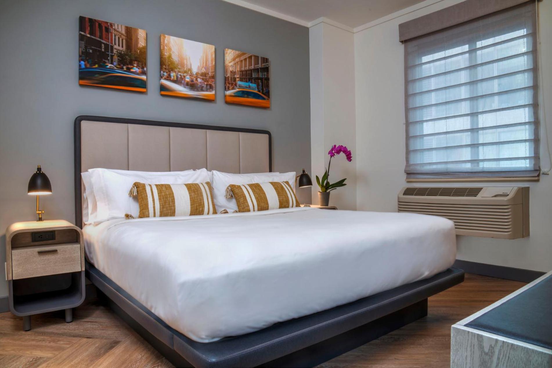 Premier King Room