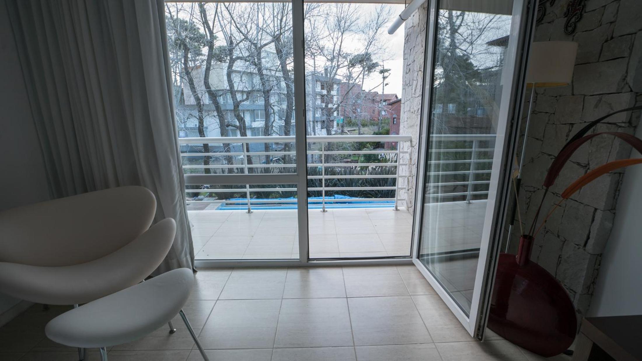 Studio Apartment photo 2
