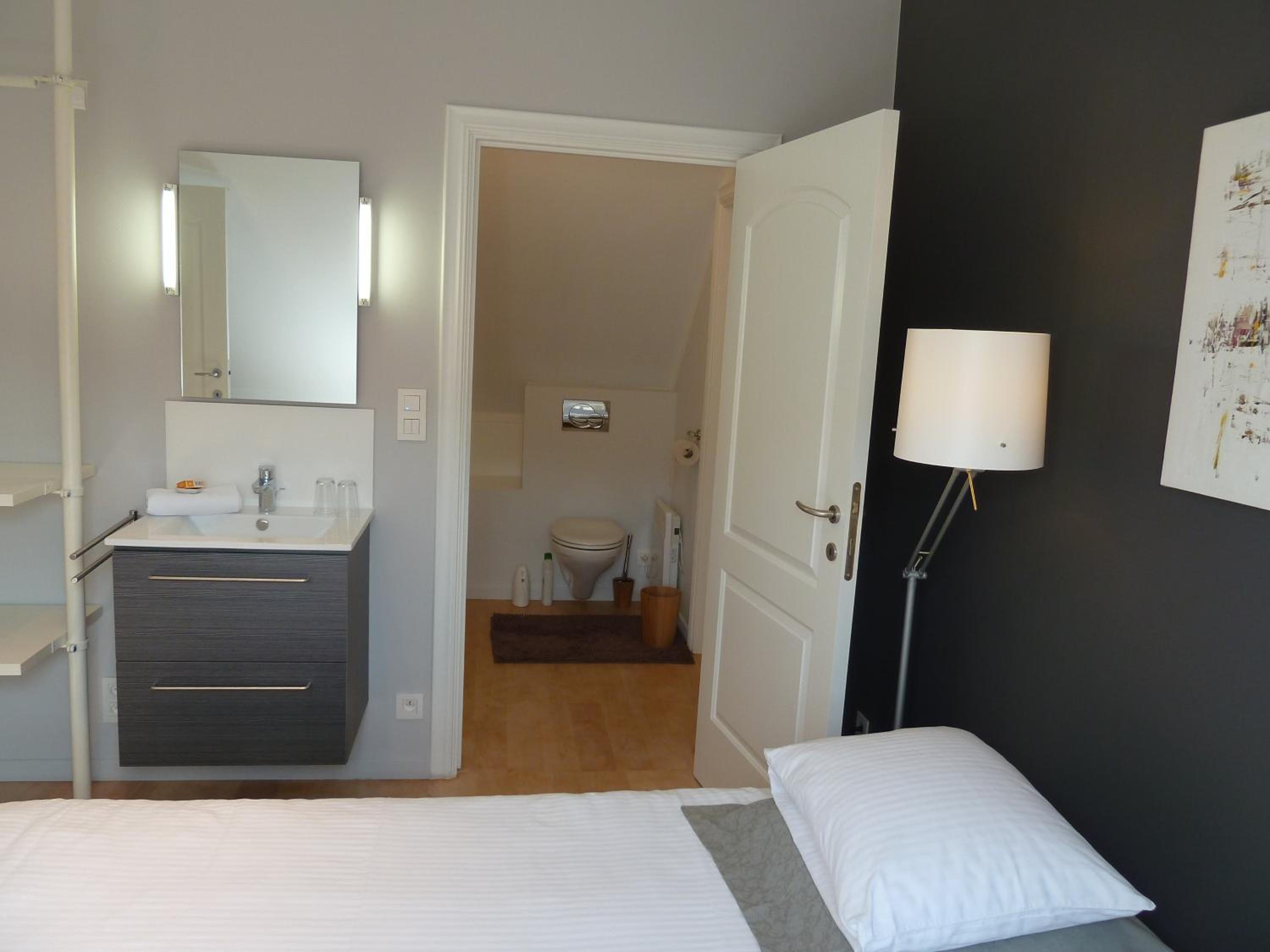 Large Single Room