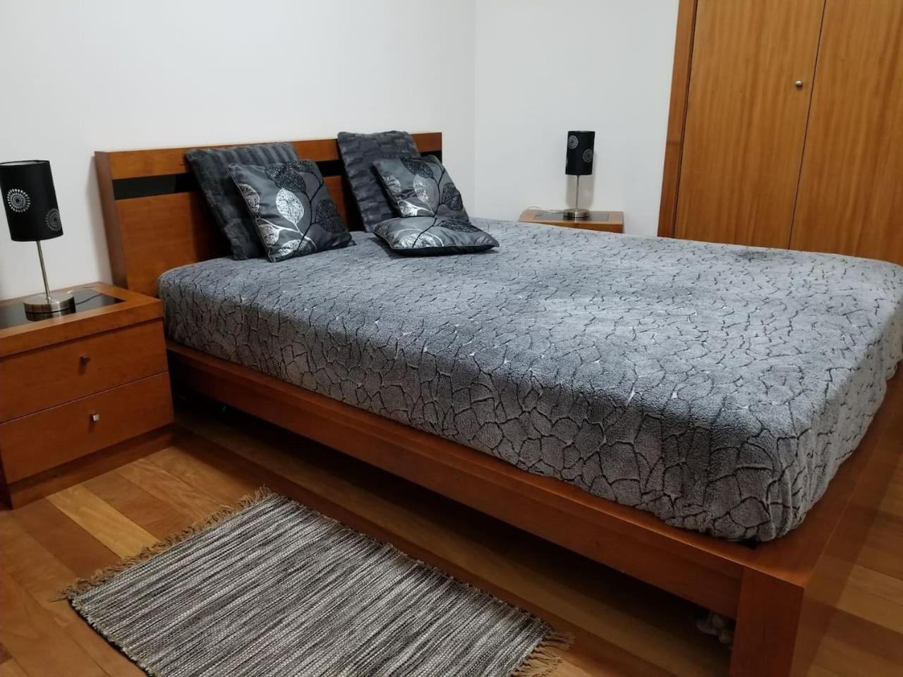 Two-Bedroom Apartment - Photo 21