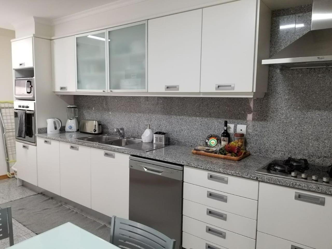 Two-Bedroom Apartment - Photo 26