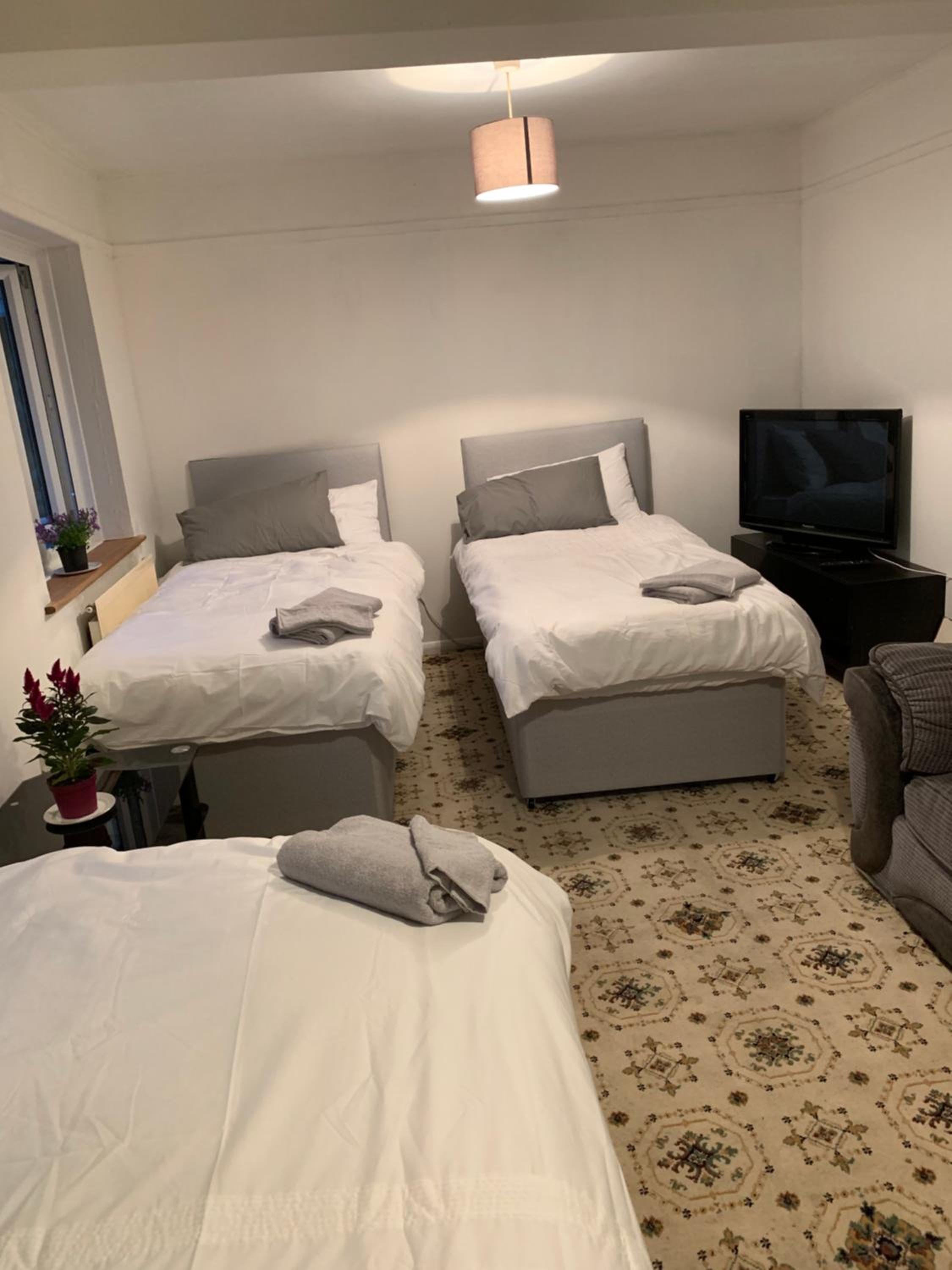 Comfort Triple Room with Shower photo 1