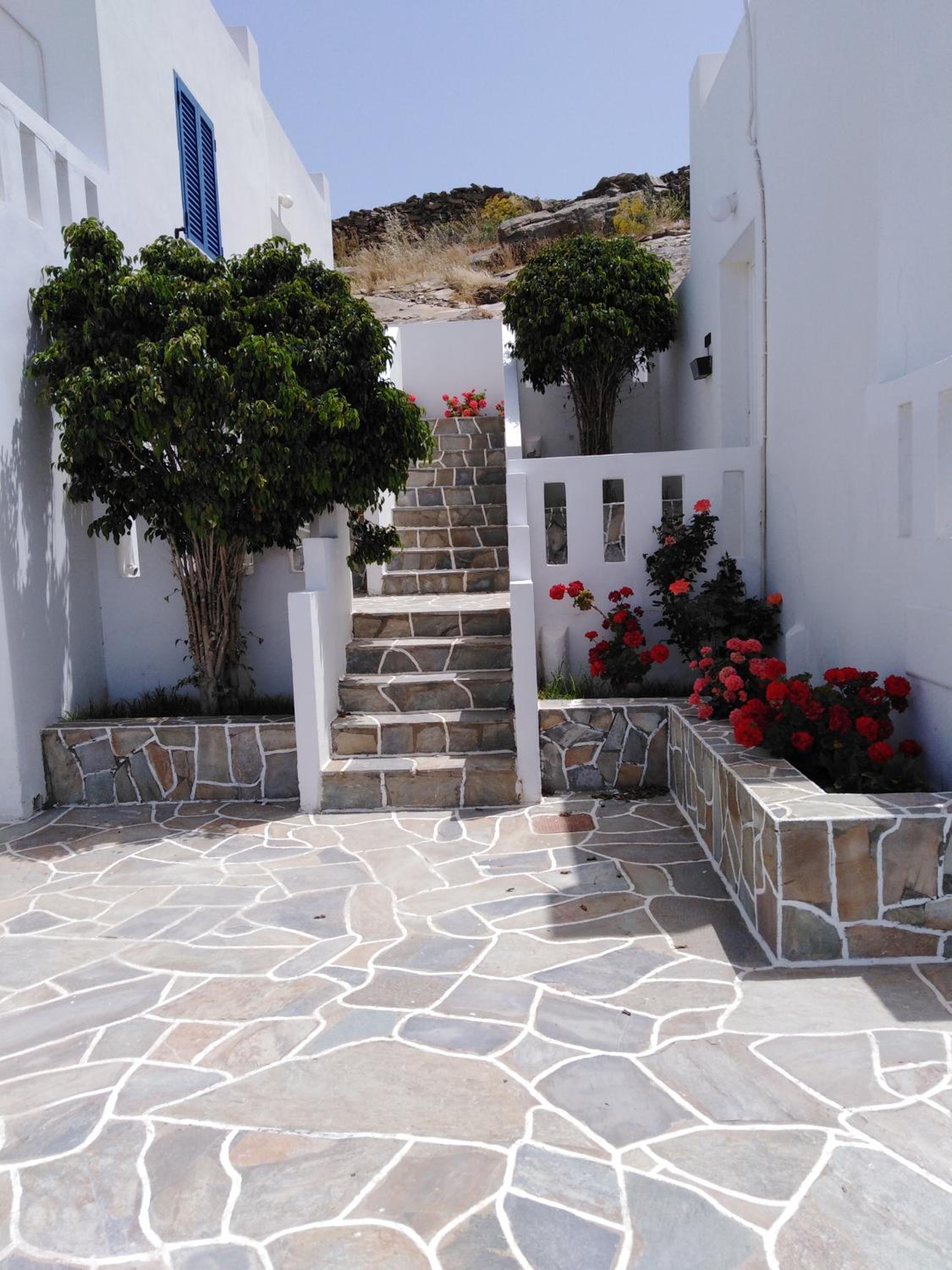 Studio Apartment with Sea View photo 3