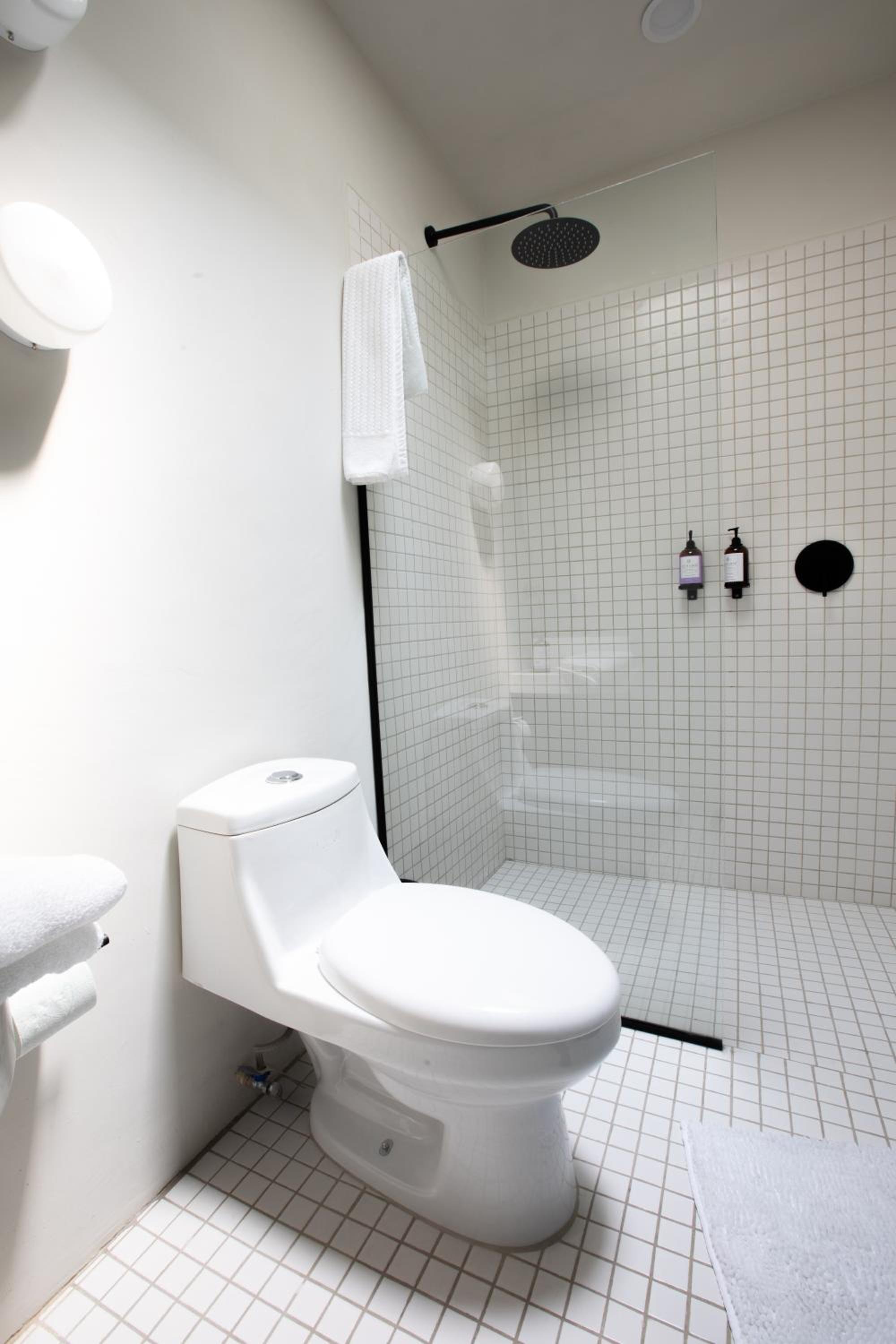 Standard Triple Room - Photo 3