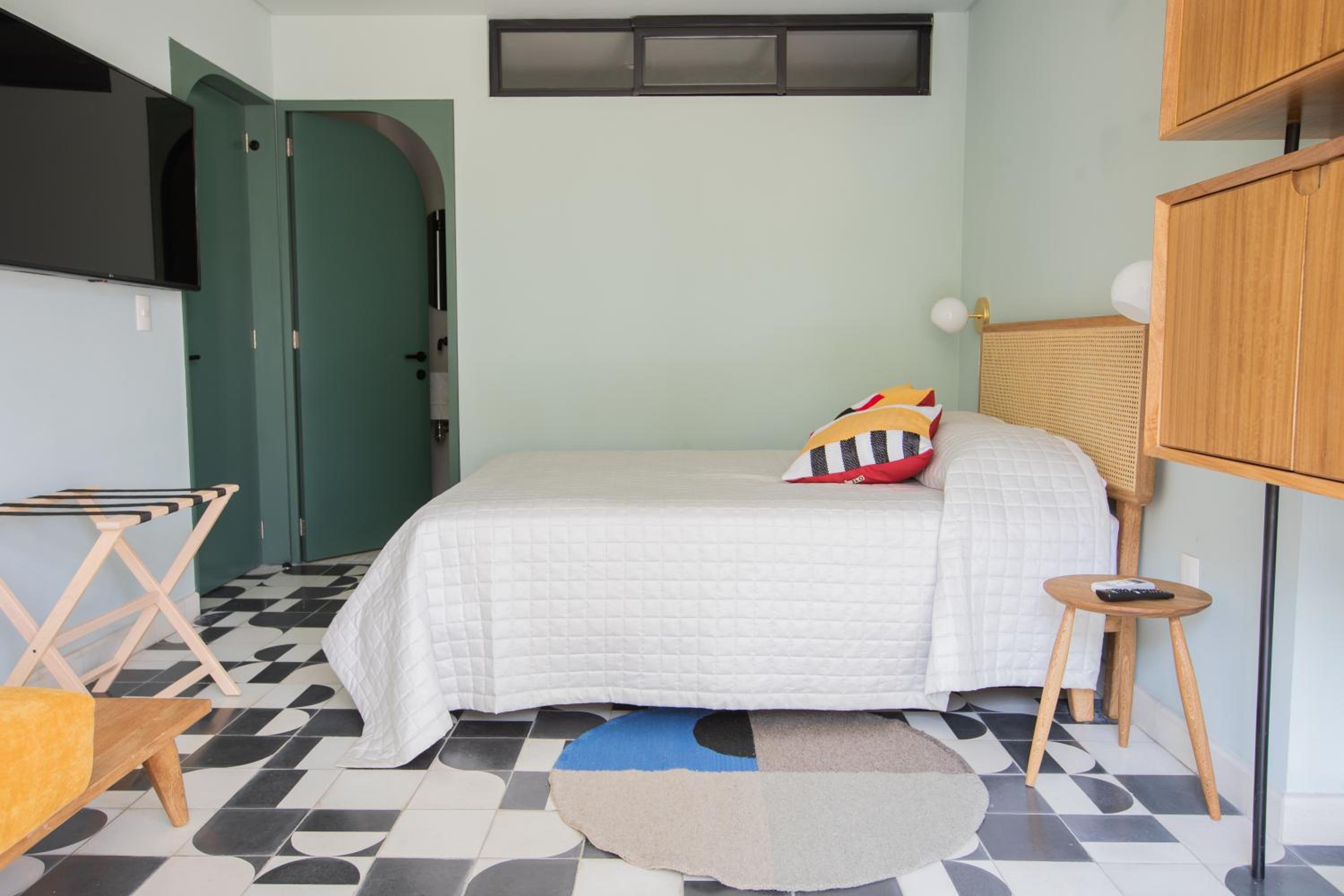 Standard Triple Room - Photo 9