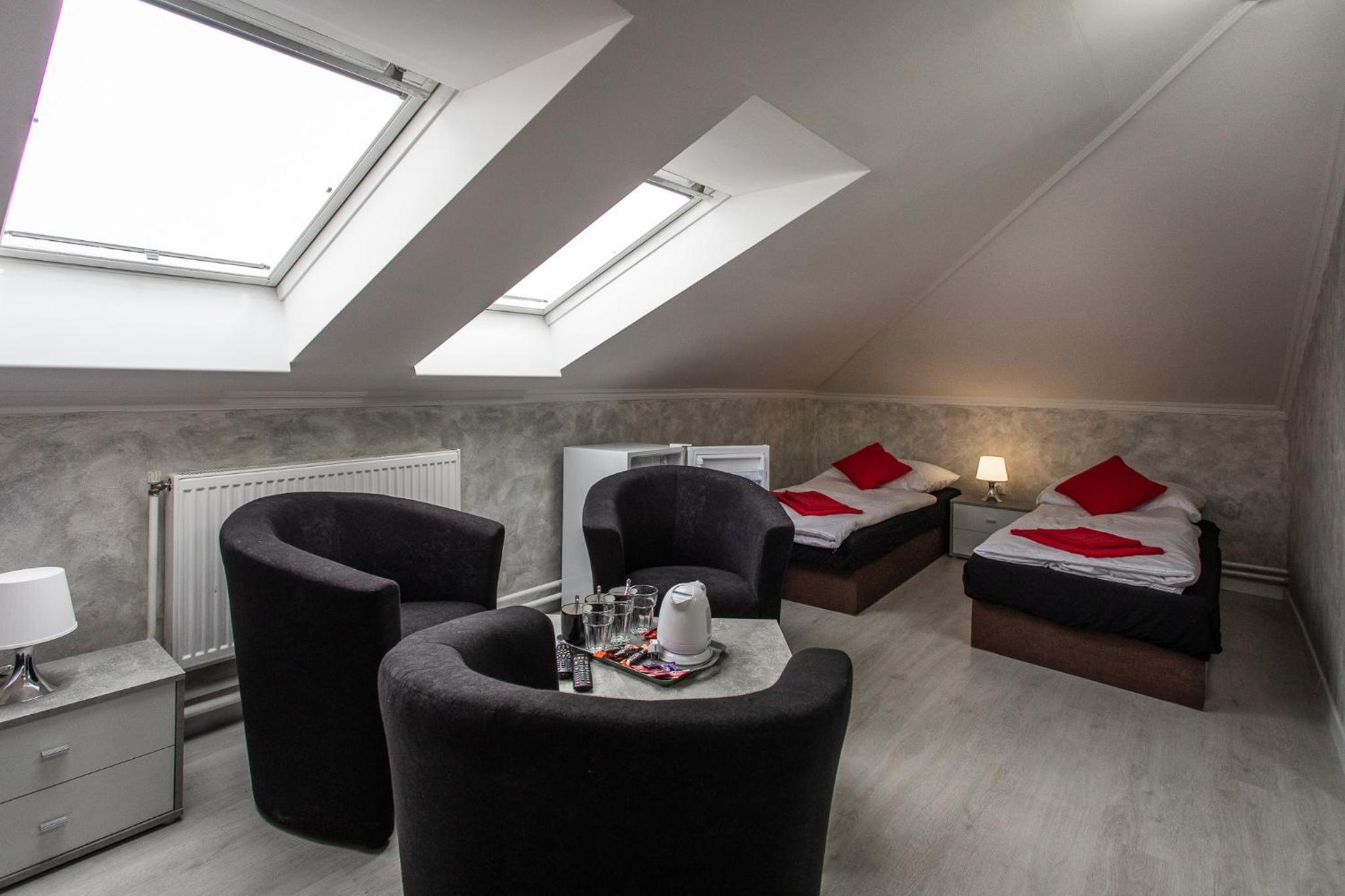 Triple Room with Bathroom - Photo 3