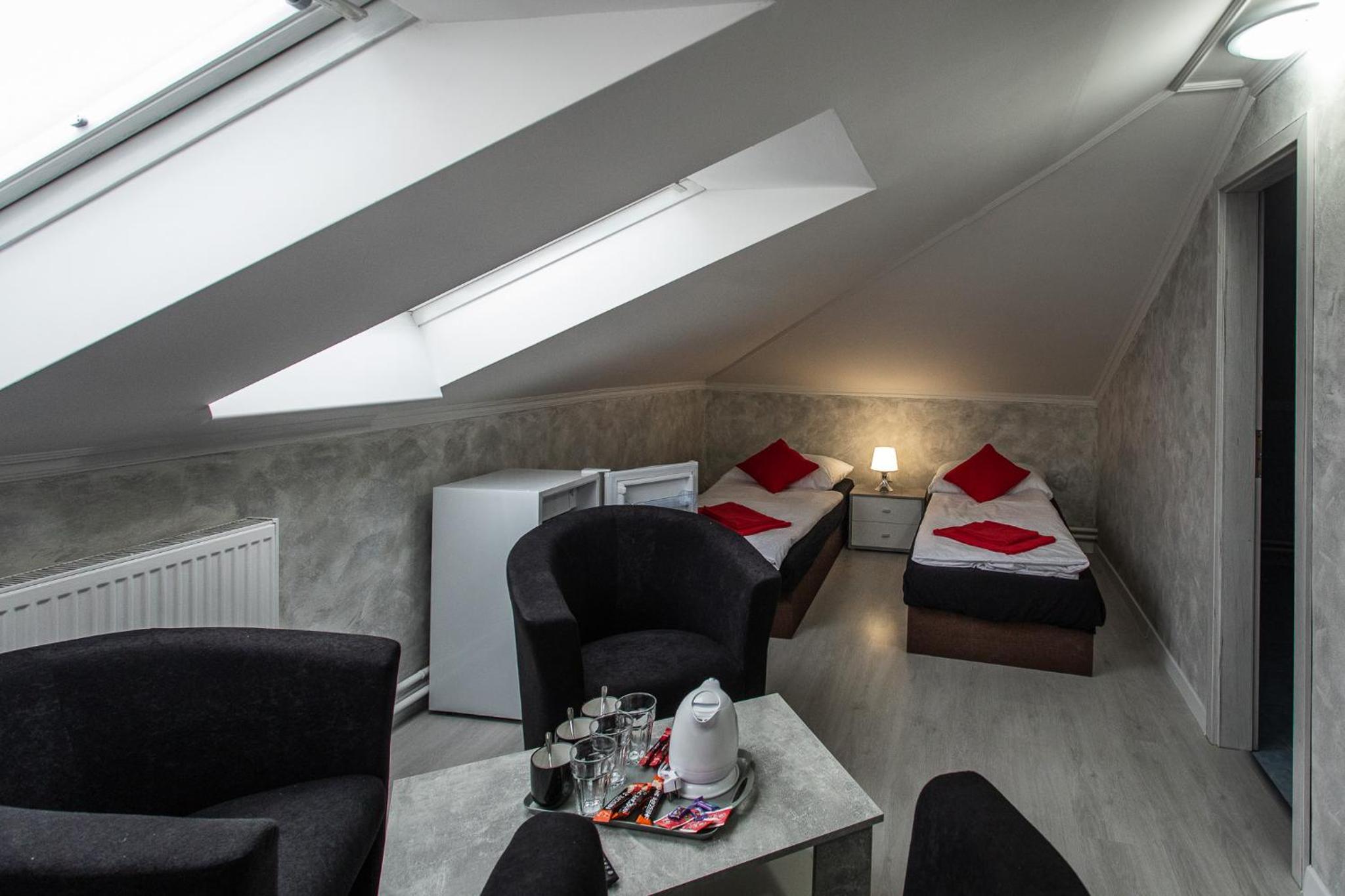 Triple Room with Bathroom - Photo 1