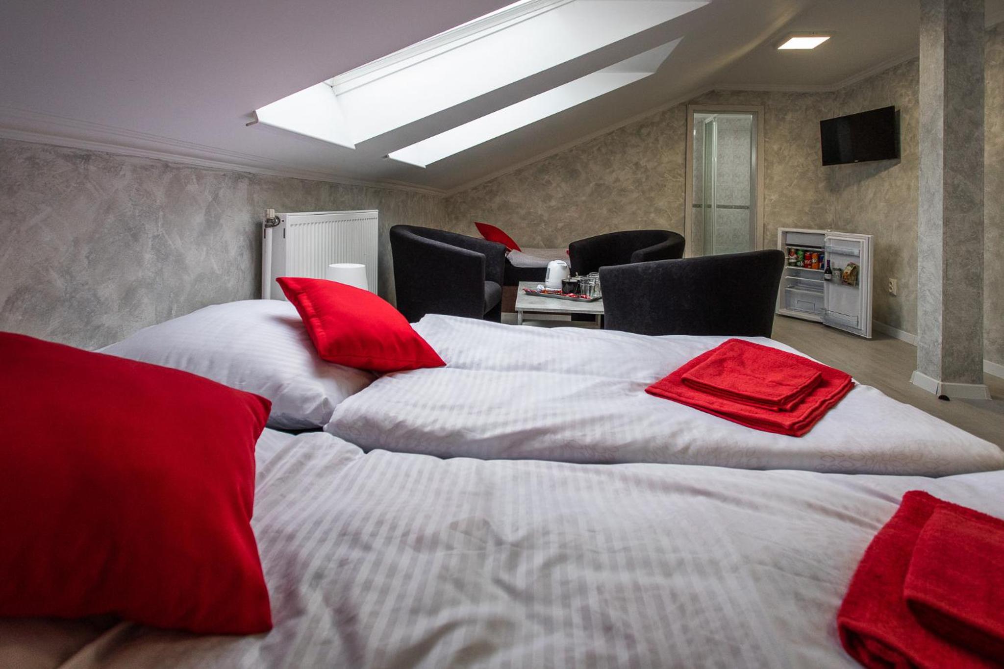 Triple Room with Shower - Photo 2