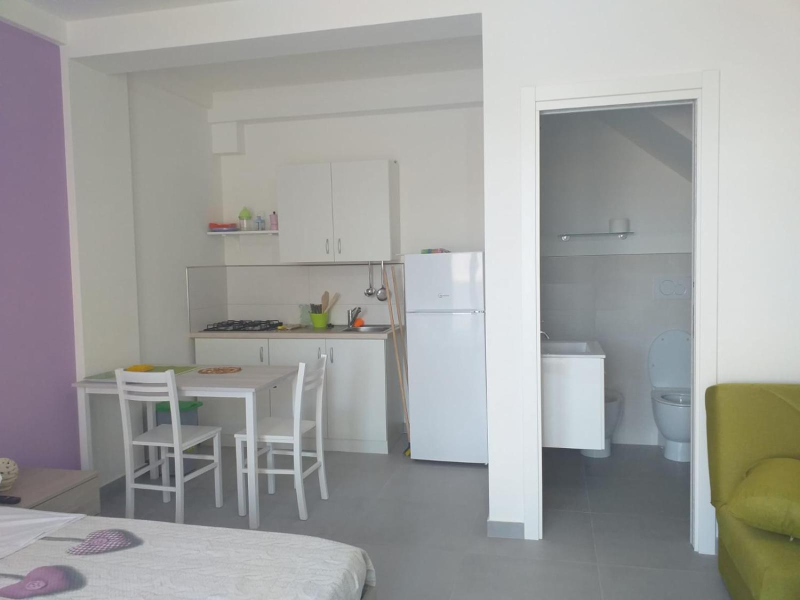 Apartment with Balcony photo 3