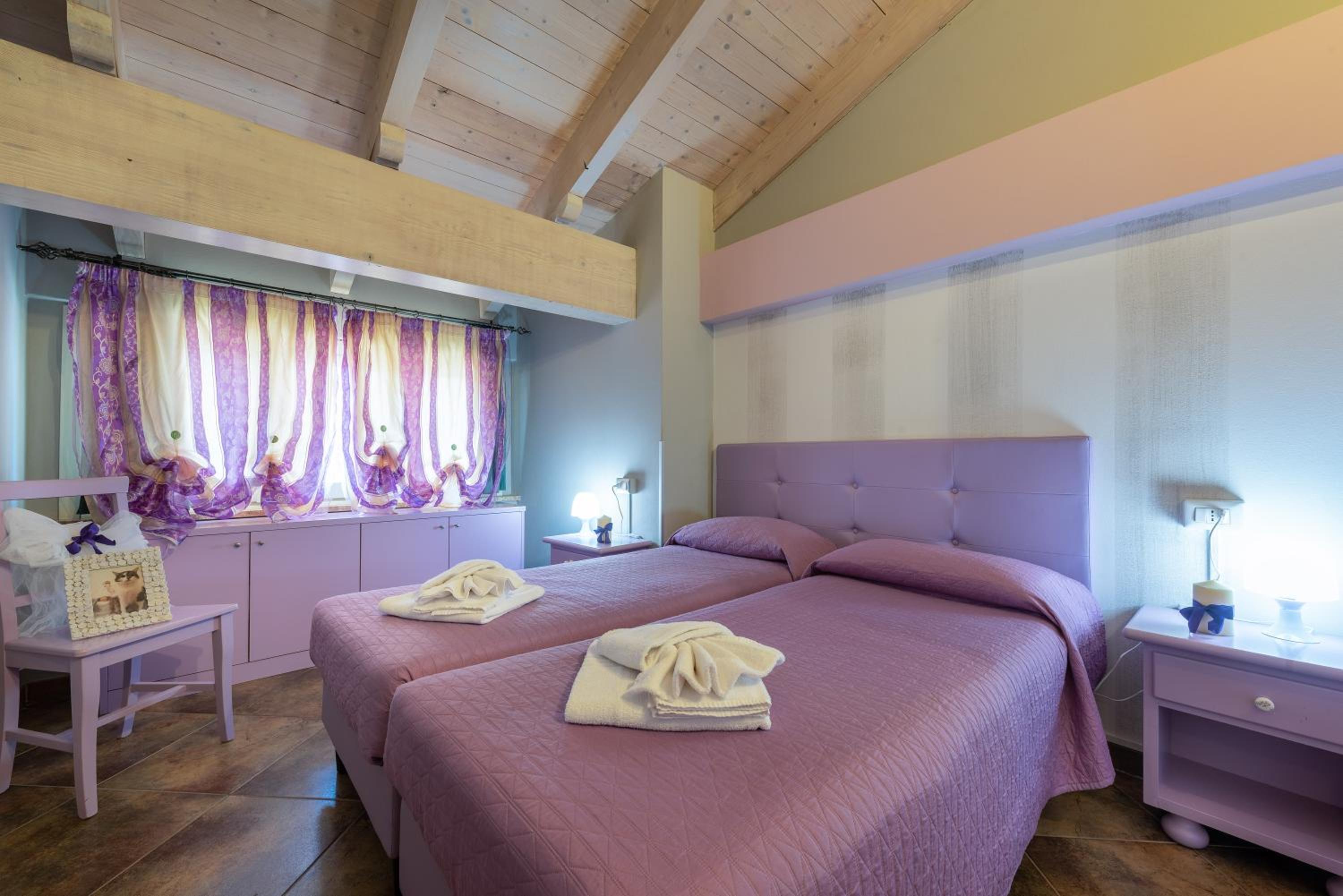 Double or Twin Room with Private External Bathroom