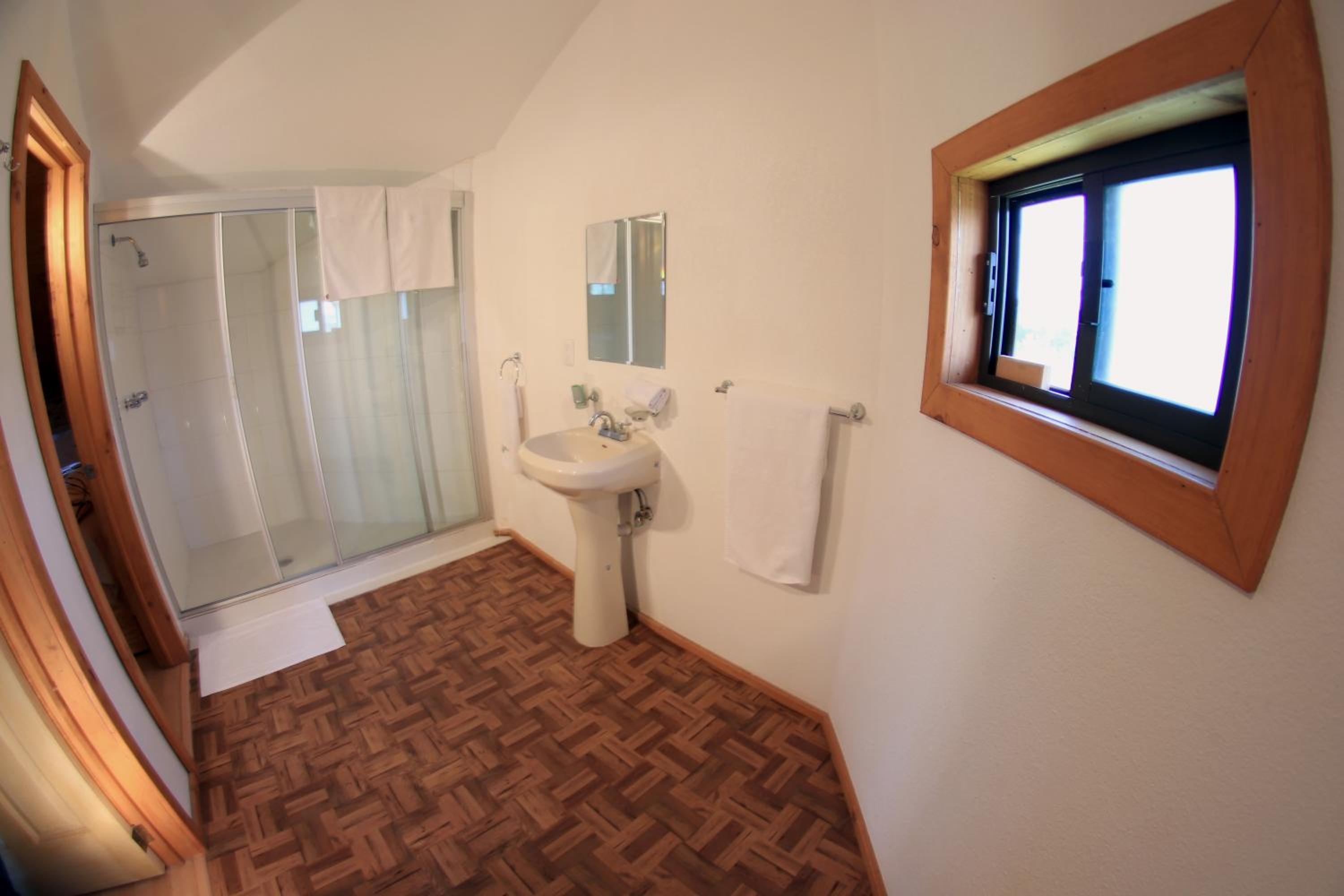 Two-Bedroom House - Photo 12