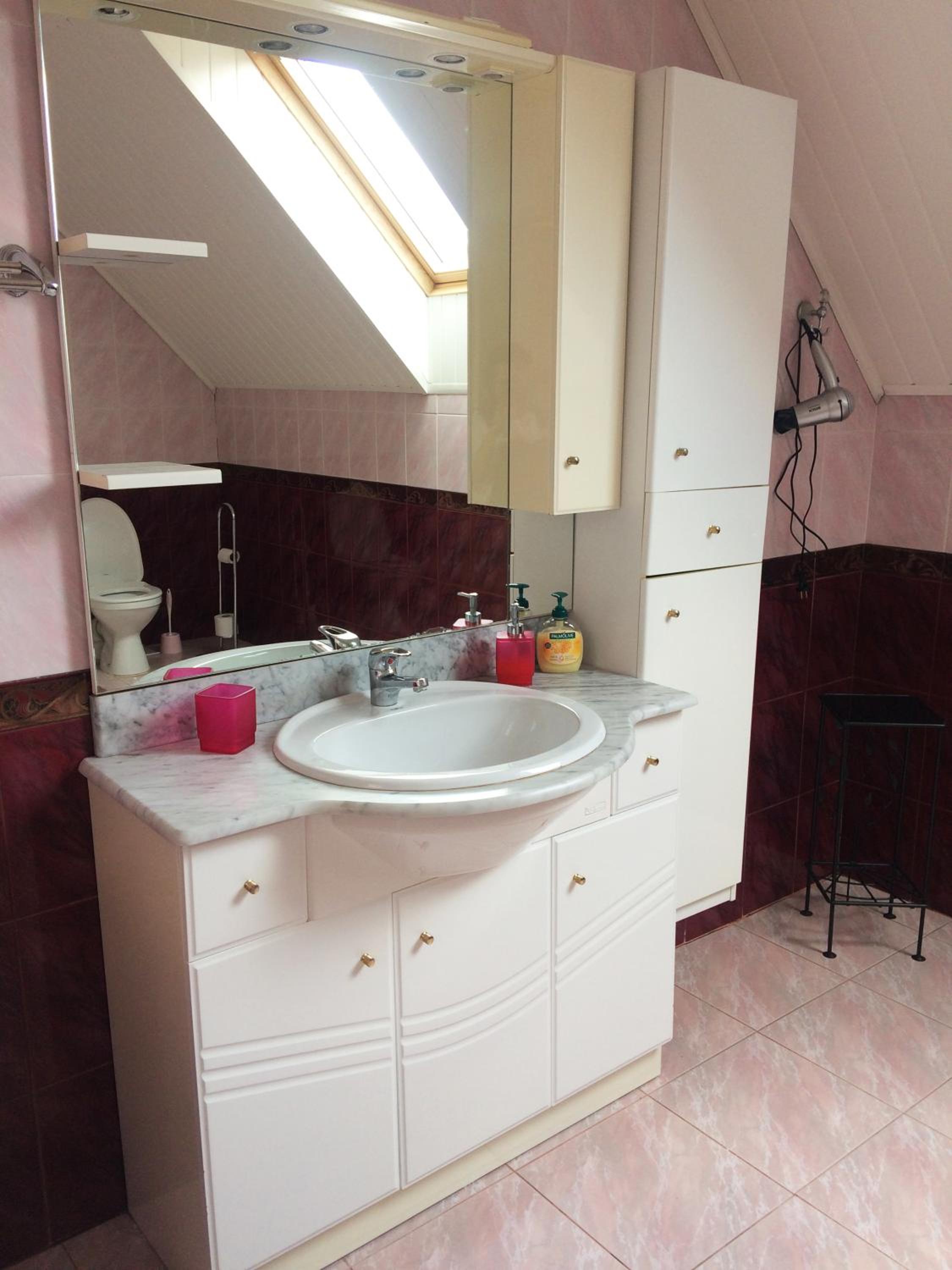 Standard Double or Twin Room with Balcony - Photo 6