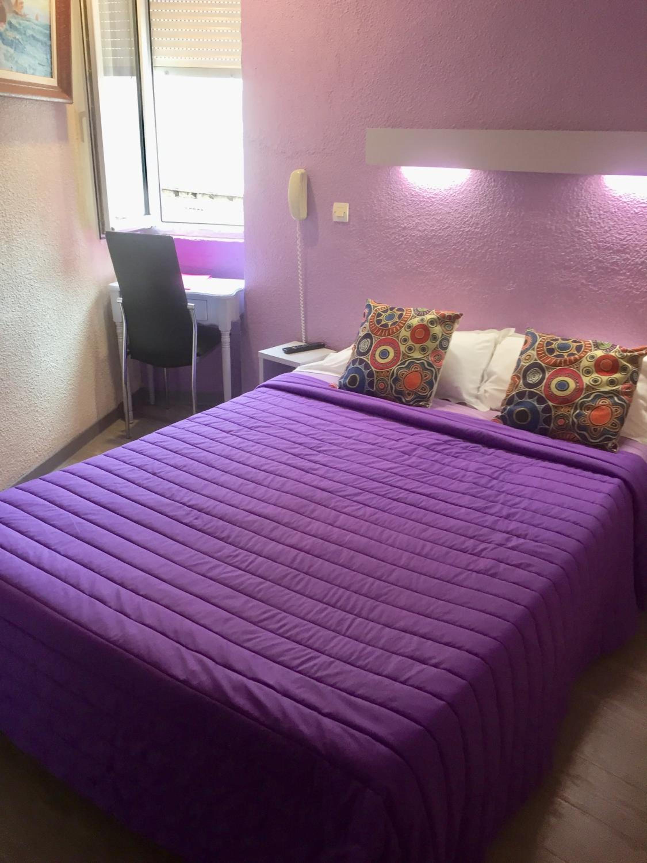 Standard Double Room photo 2