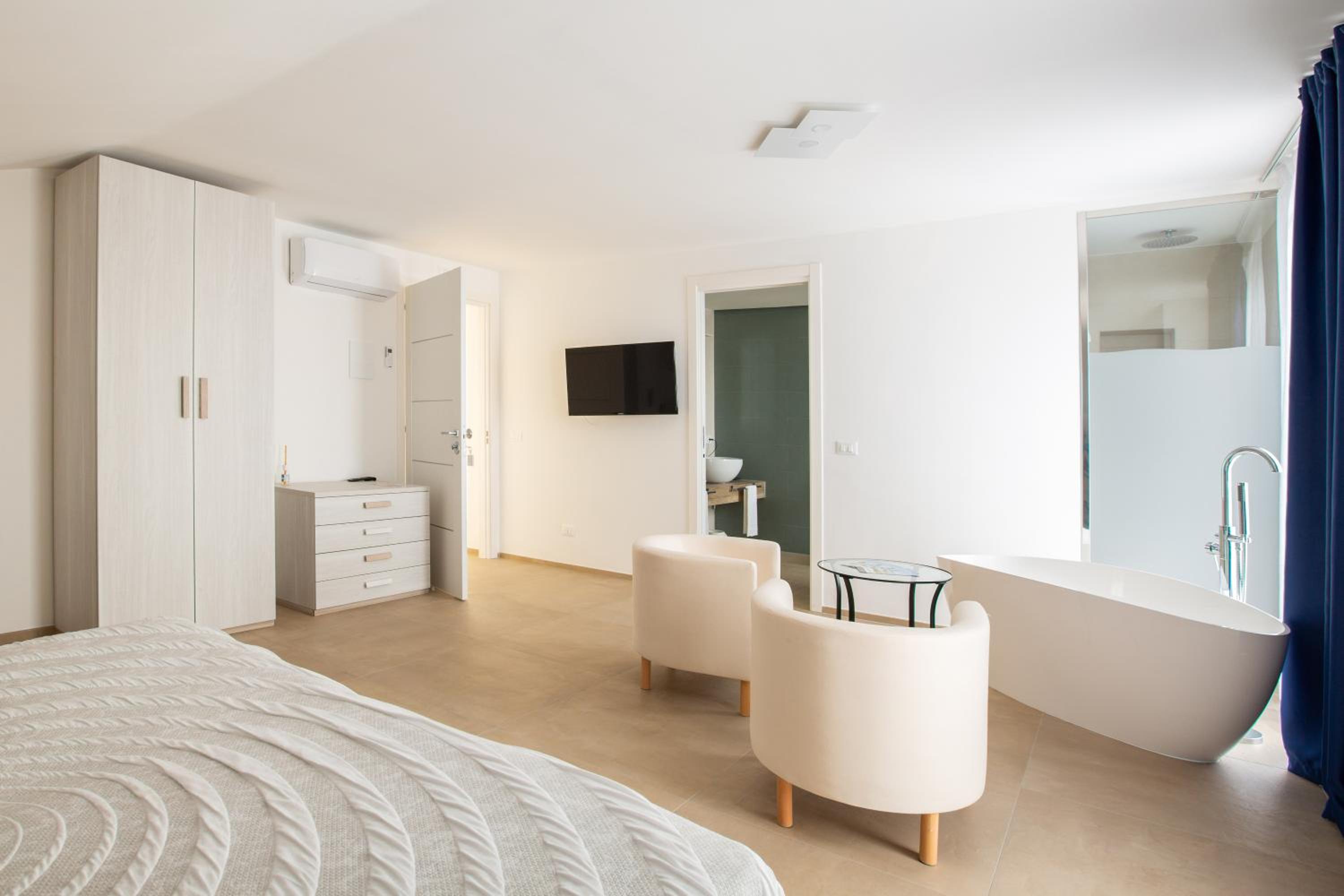 Junior Suite with Terrace photo 3