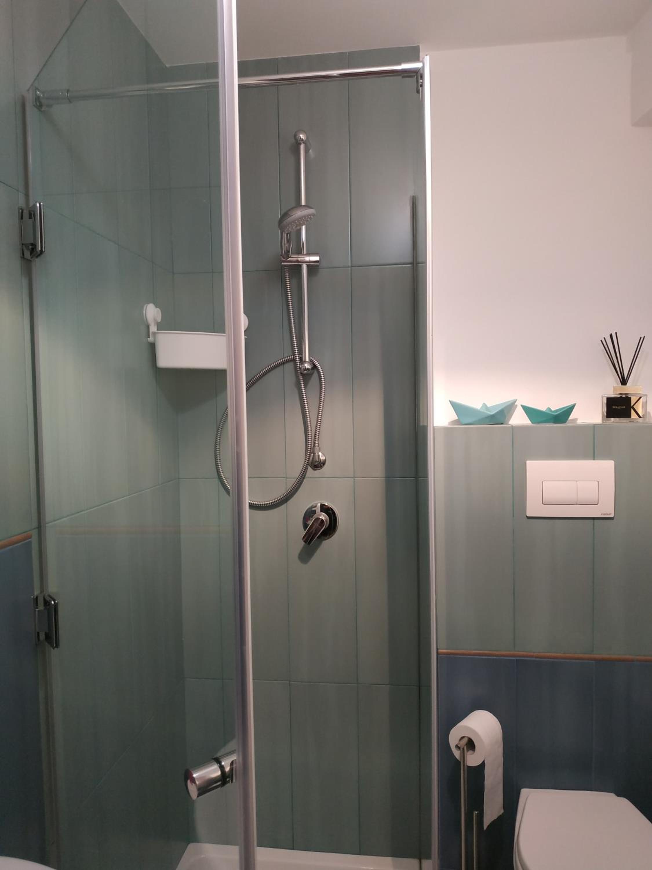 Double Room with Sea View - Photo 13