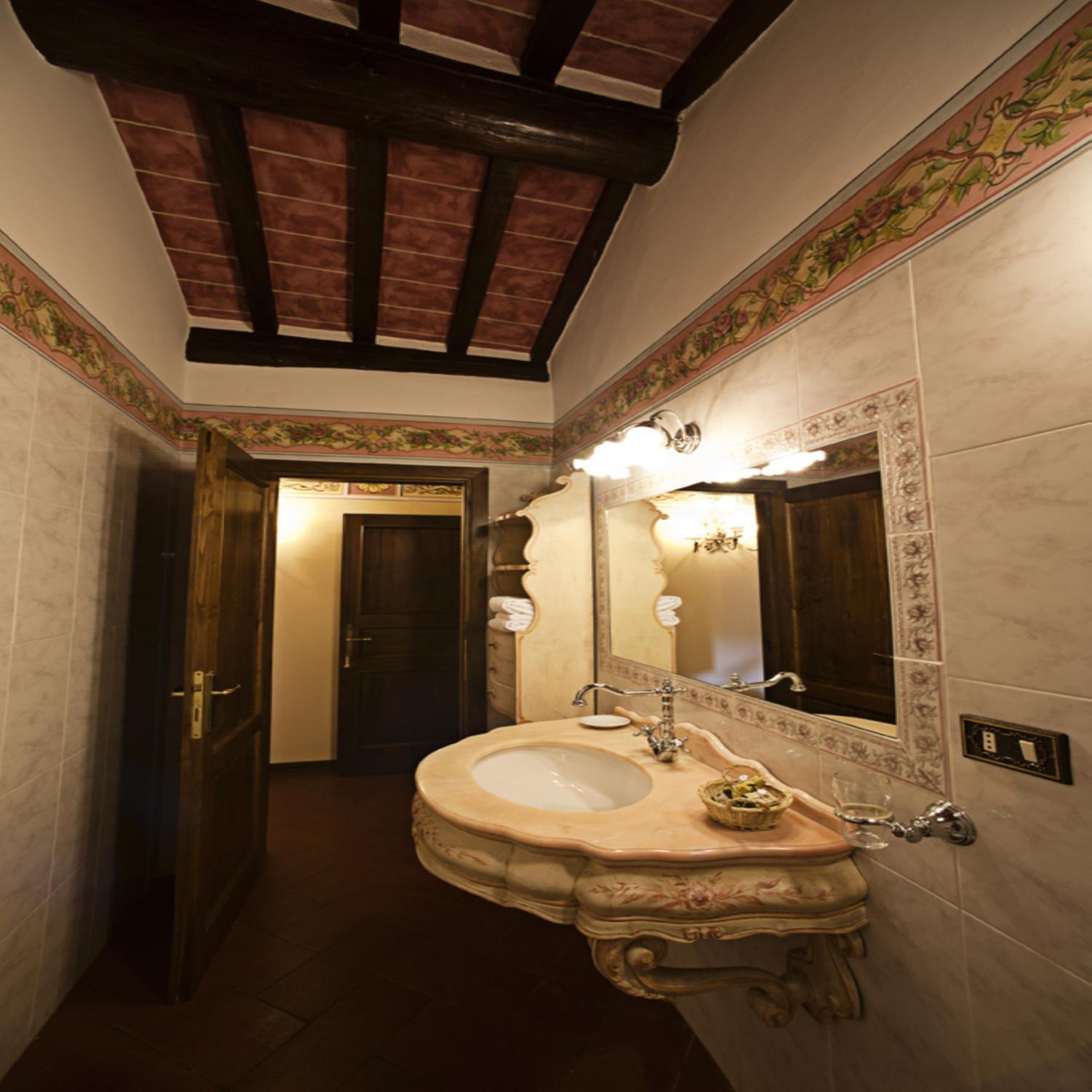 Deluxe Double Room - Photo 5