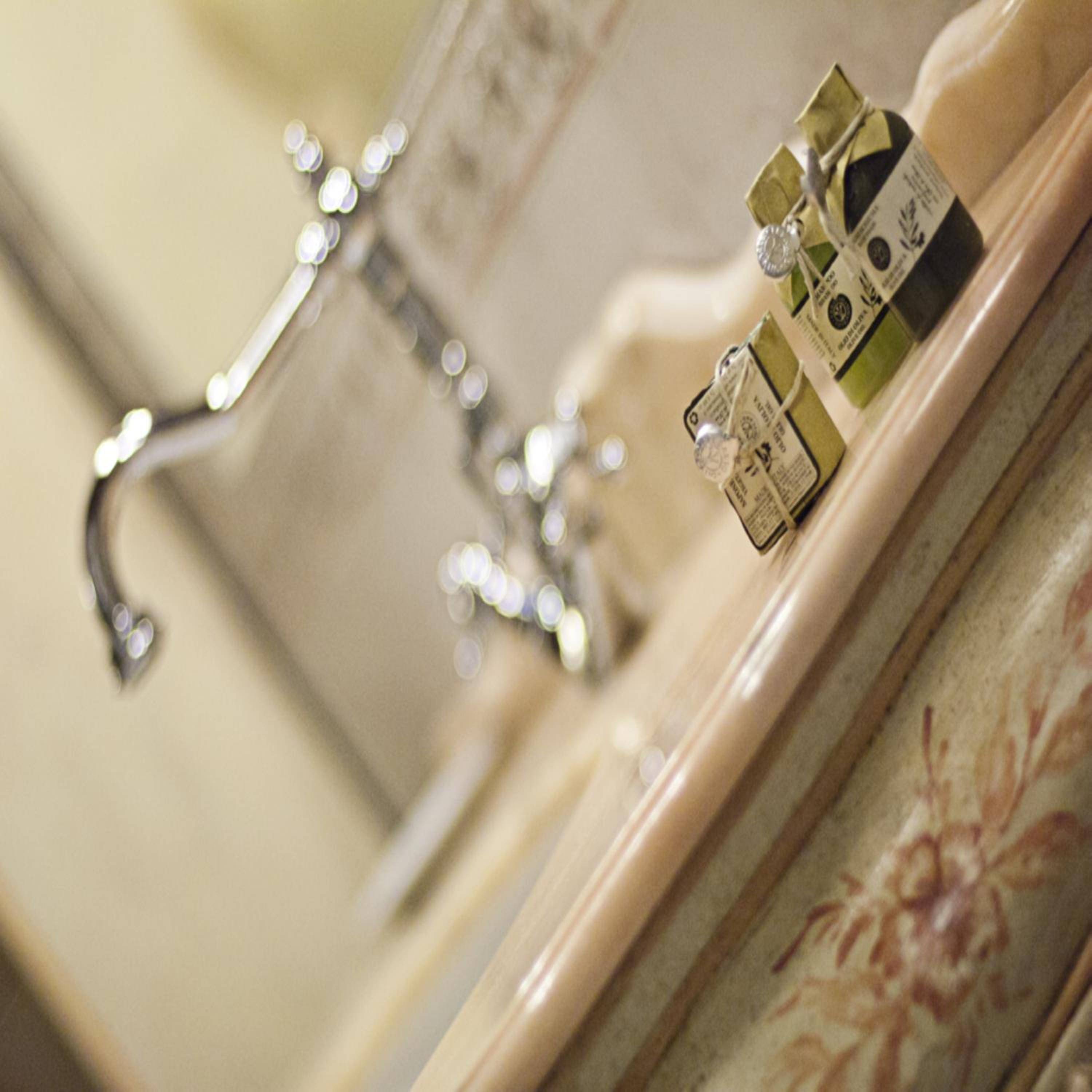 Deluxe Double Room - Photo 2