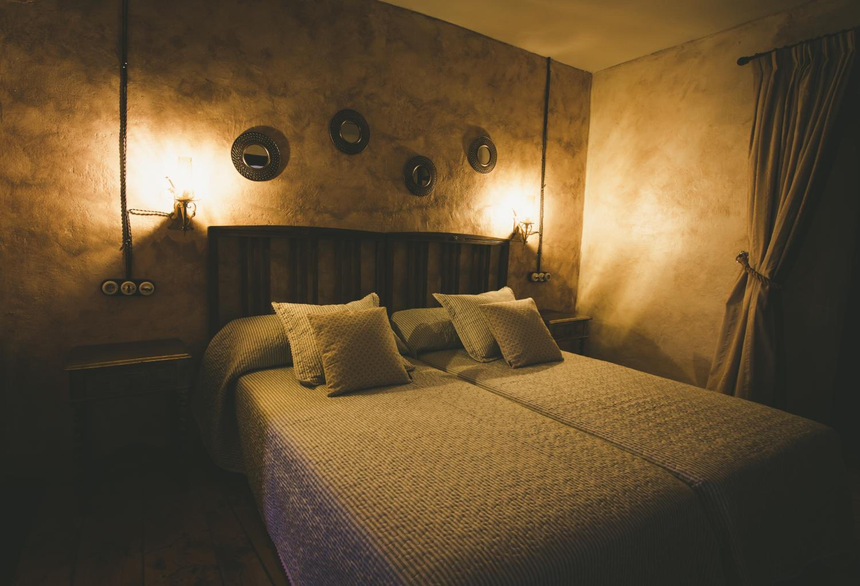 Double or Twin Room photo 3