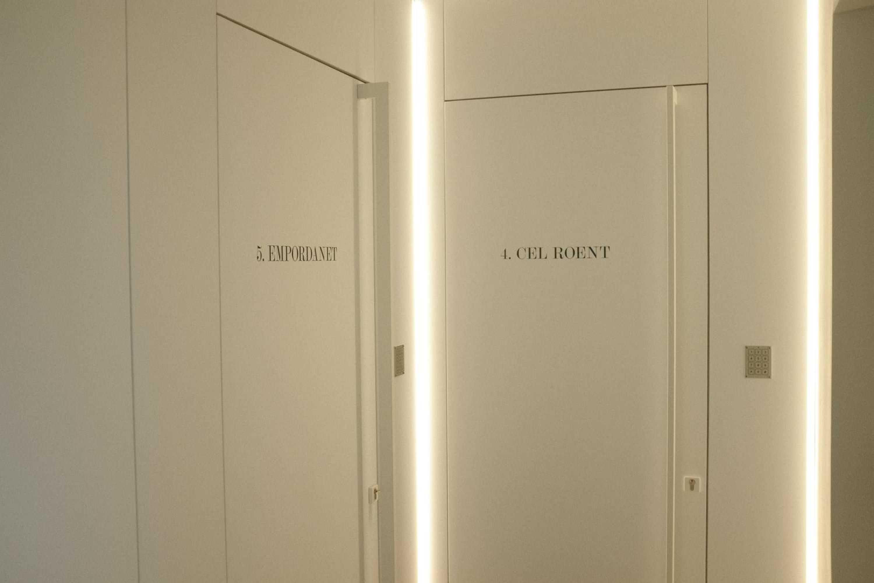 Standard Double or Twin Room - Photo 4