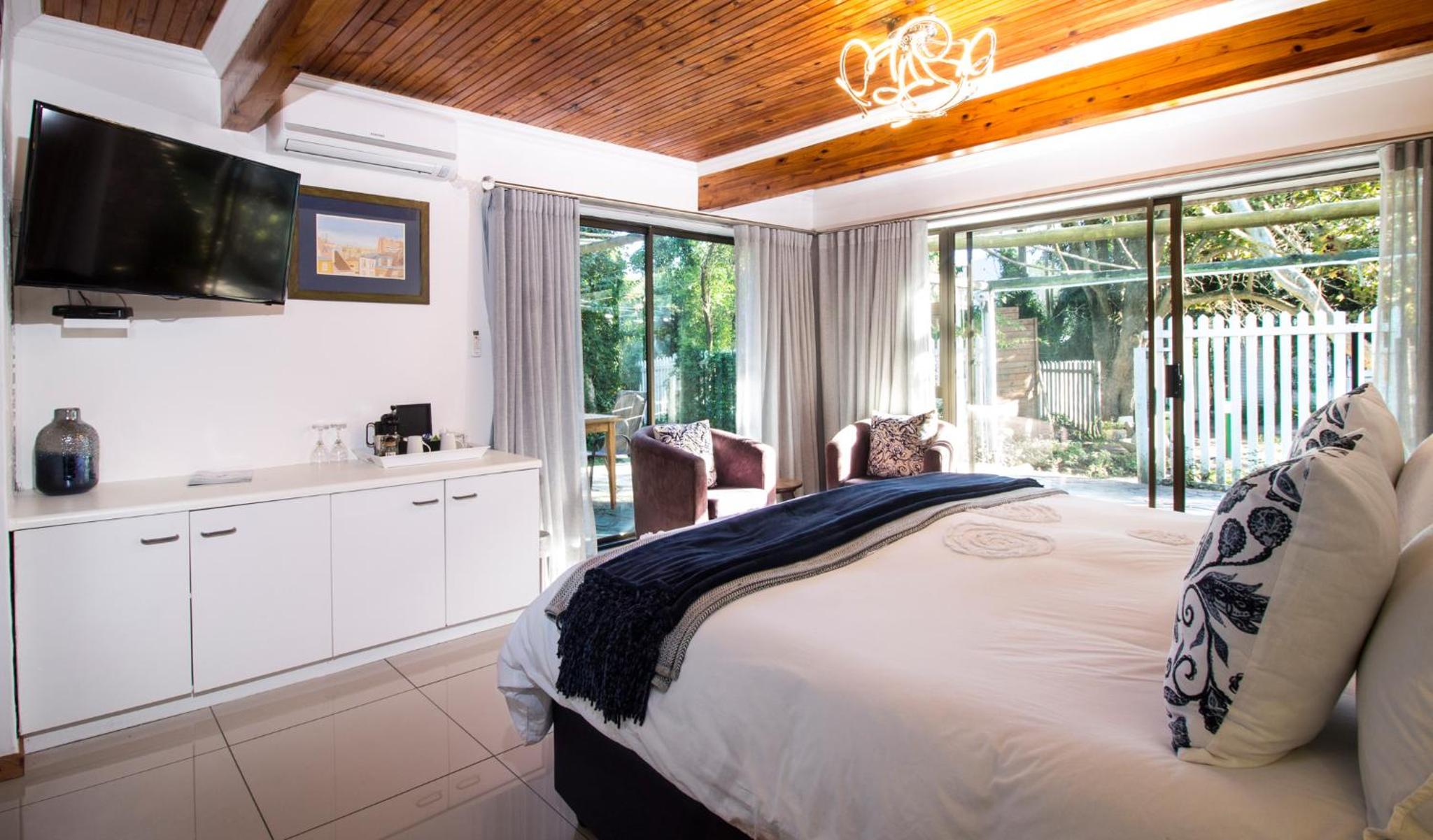 Superior Double Room - Photo 11