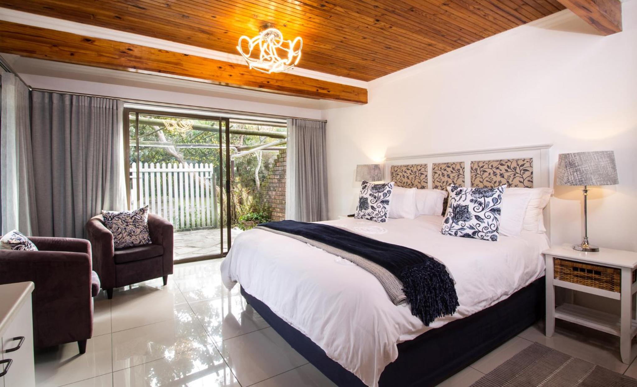 Superior Double Room - Photo 12