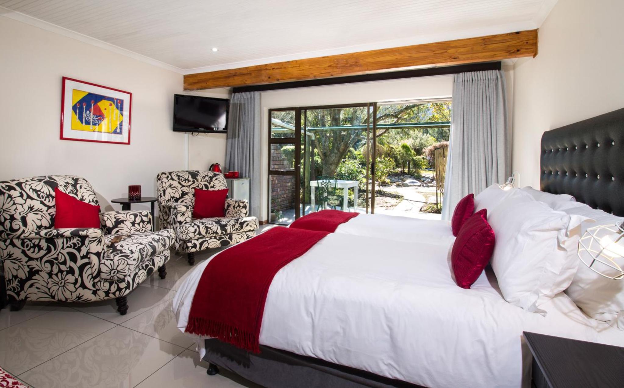 Twin Room - Photo 1