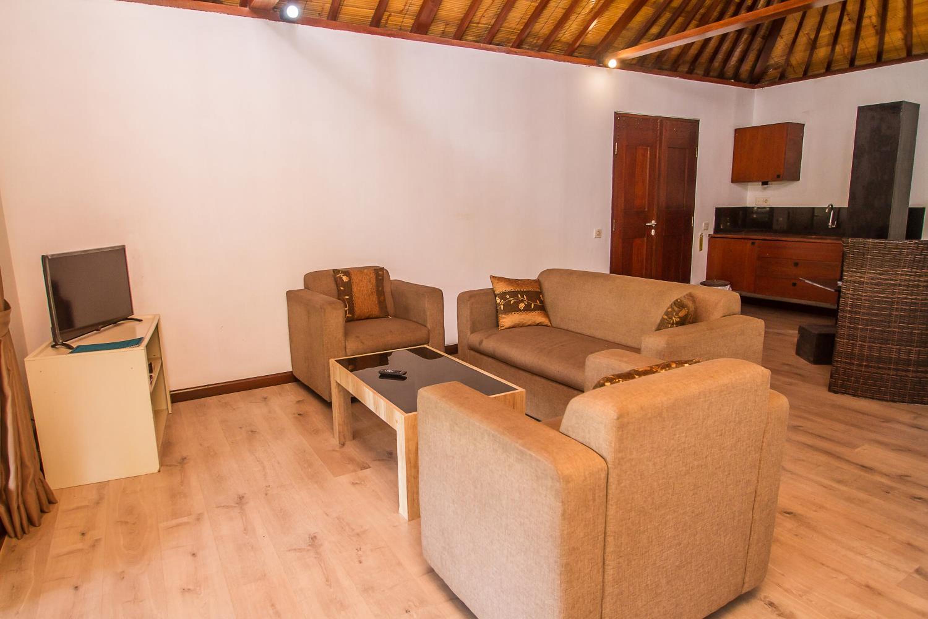 One-Bedroom Villa - Photo 11