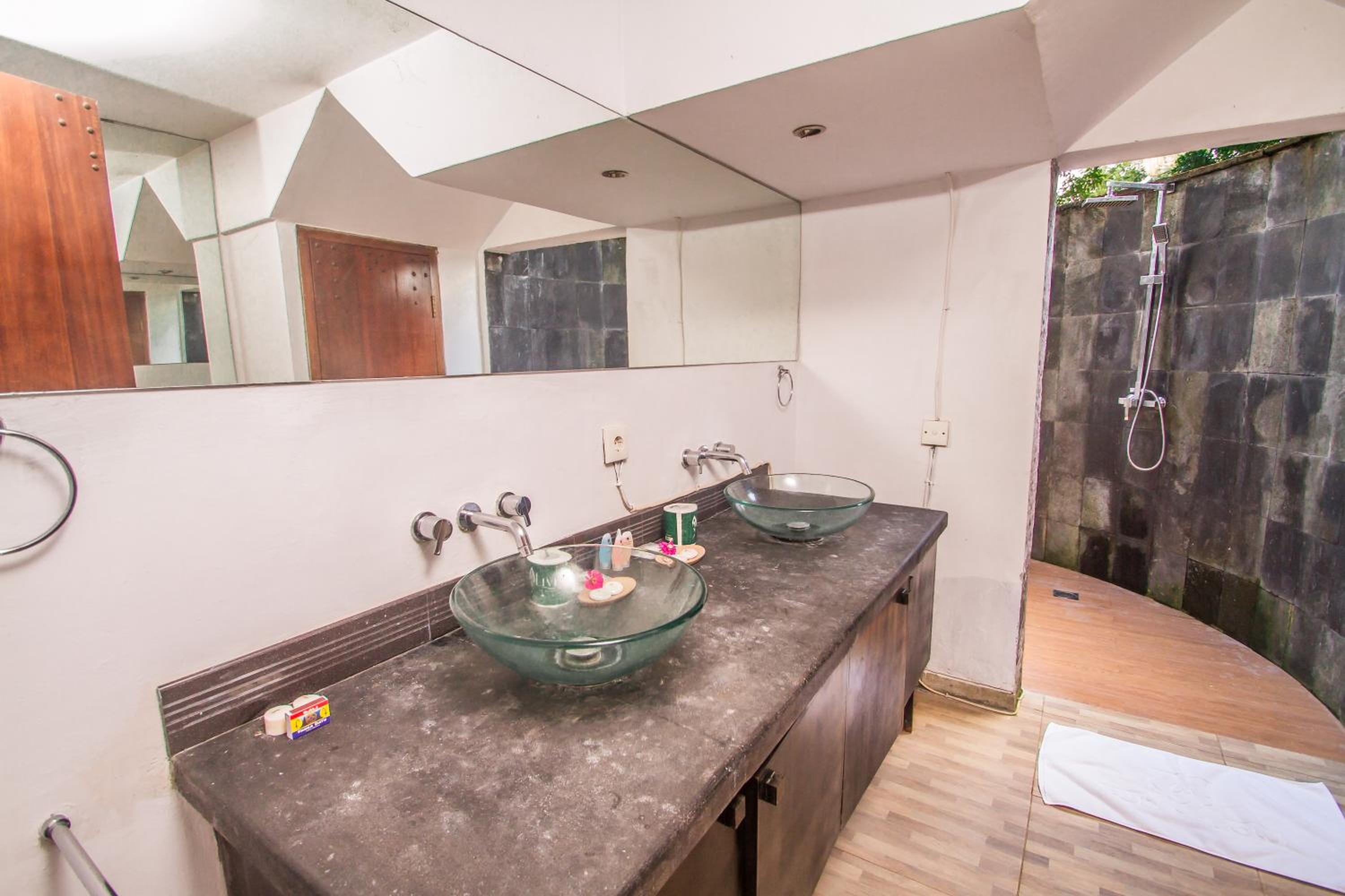 One-Bedroom Villa - Photo 8