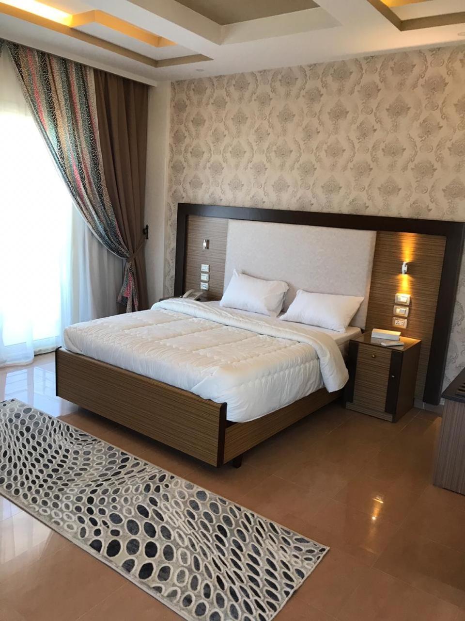 Superior Suite - Photo 1