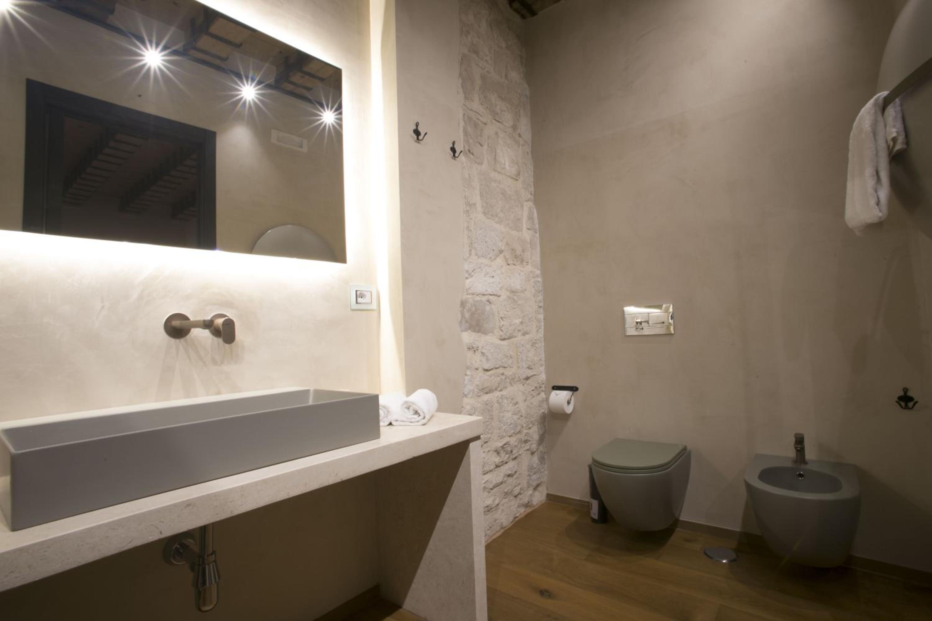 Junior Suite with Sauna - Photo 8