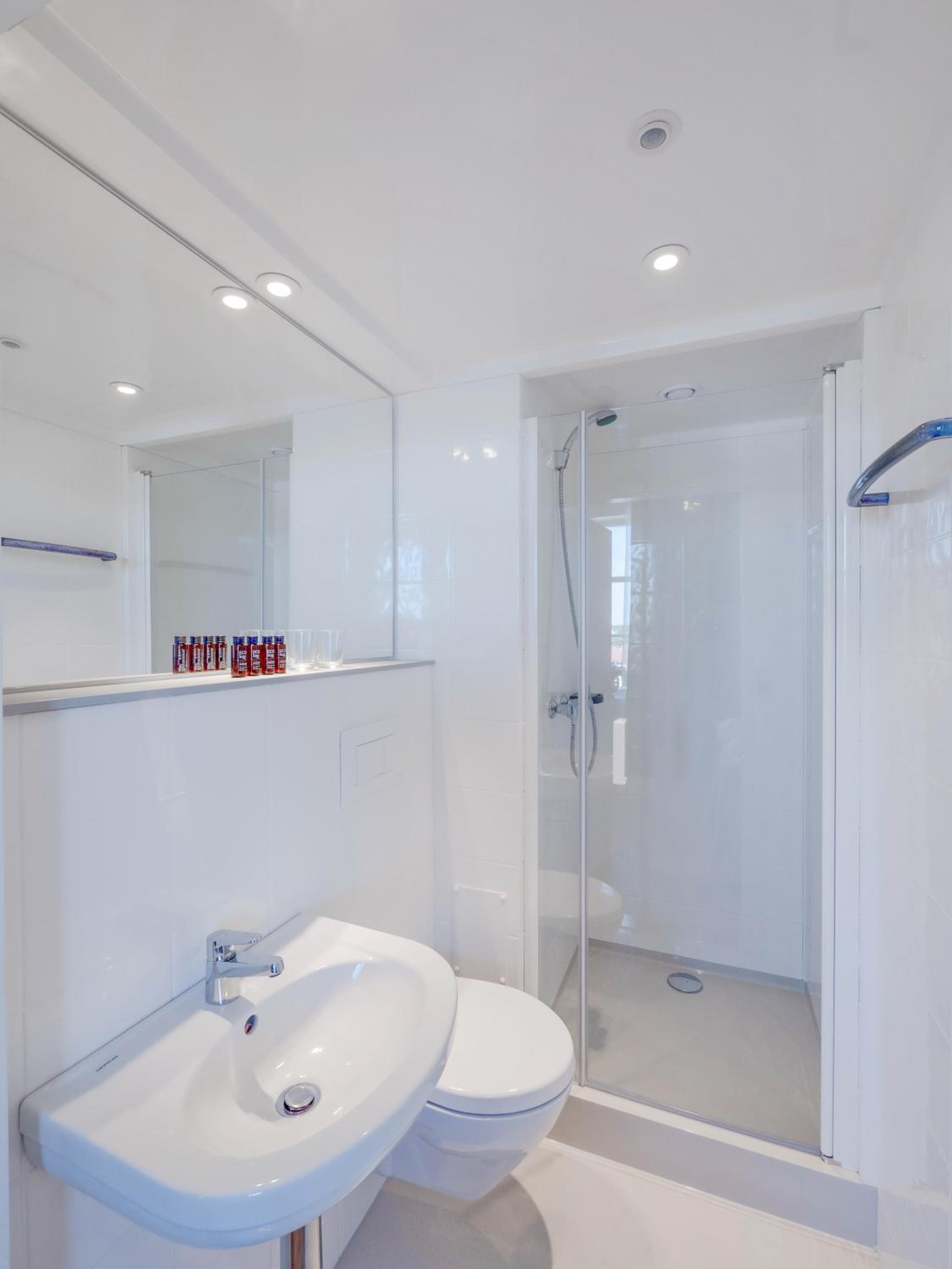 Large Double Room photo 2