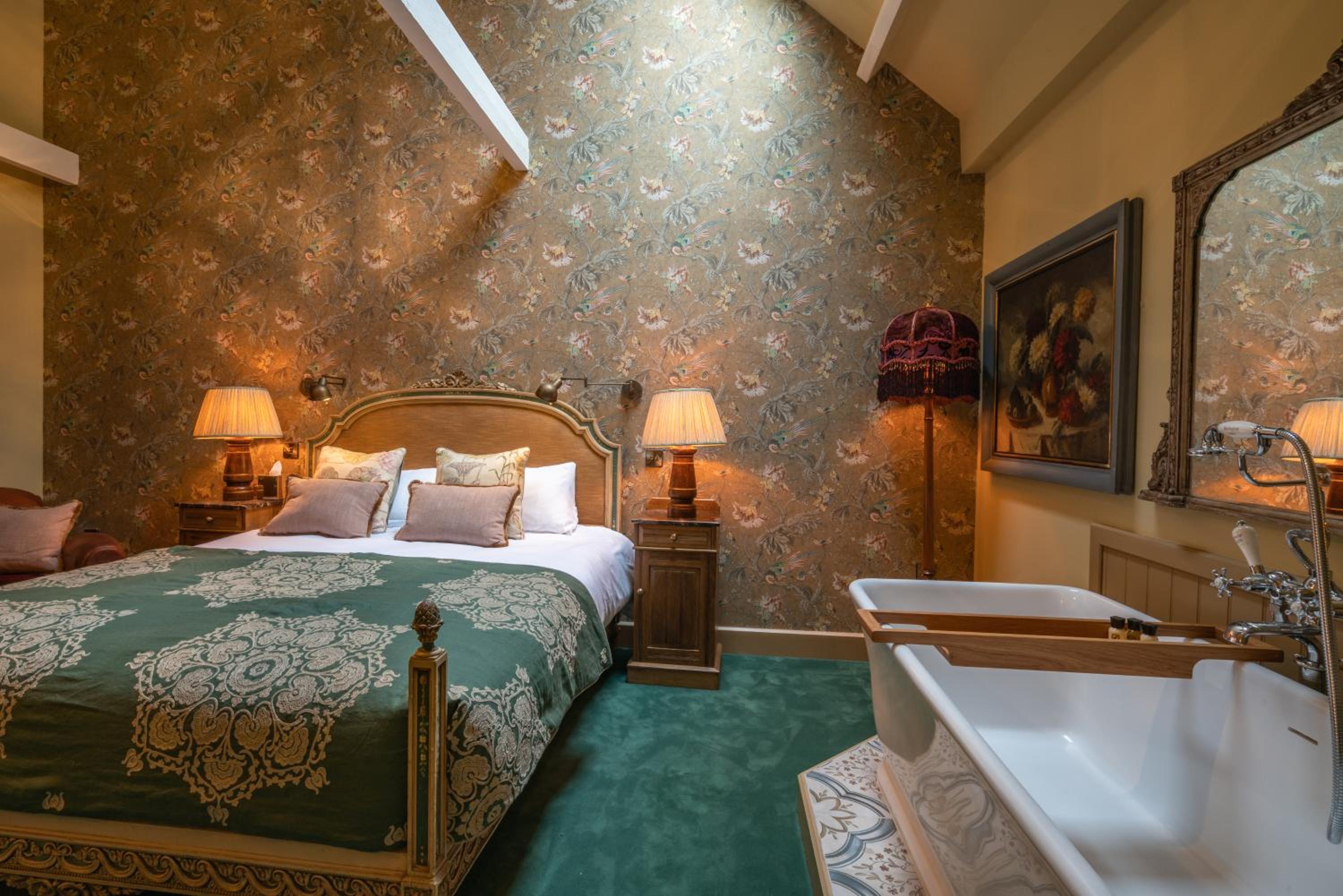 Deluxe Double Room with Bath