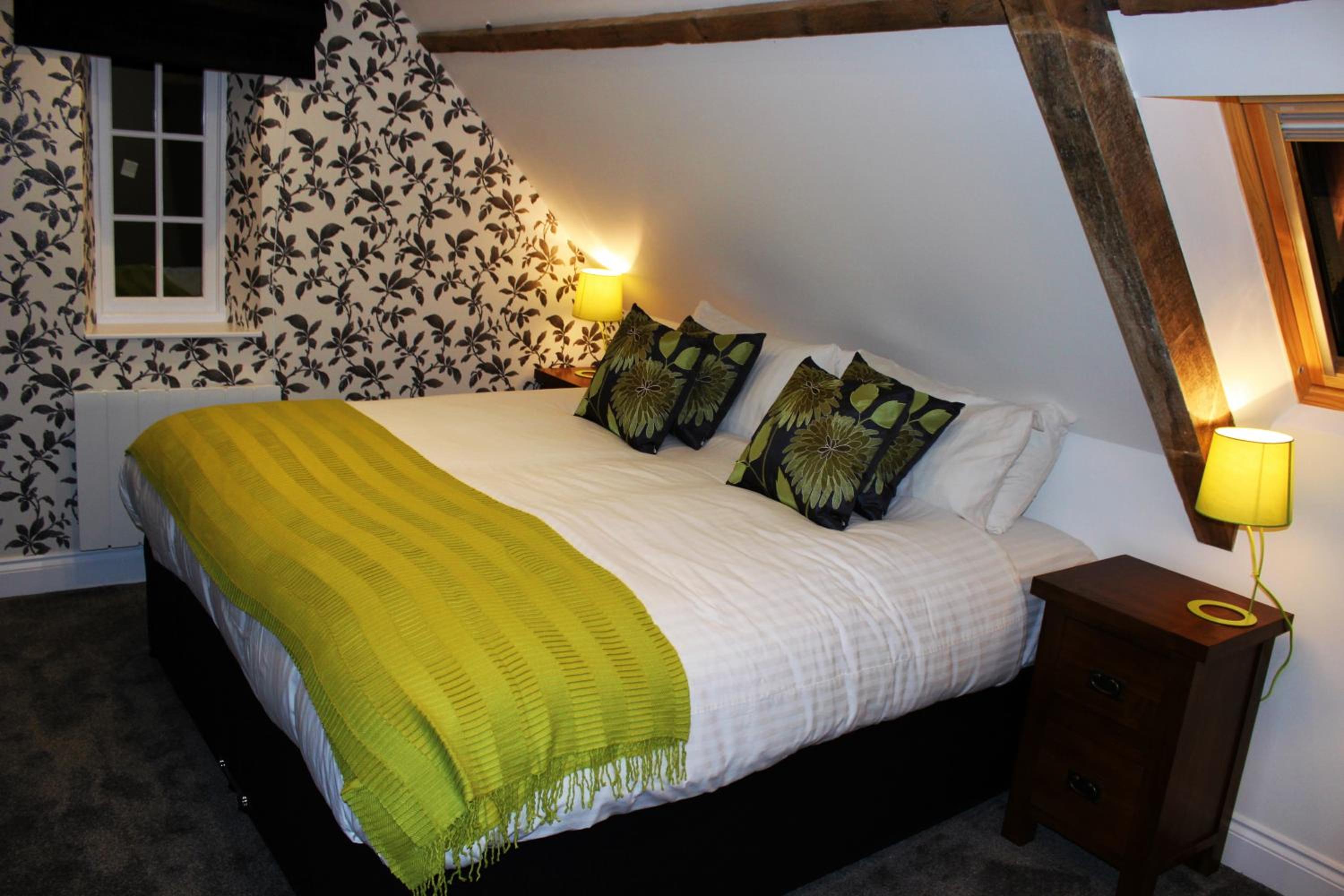 Double Room - Photo 14