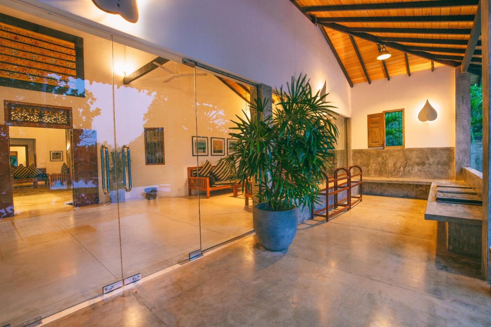 Three-Bedroom Villa photo 2