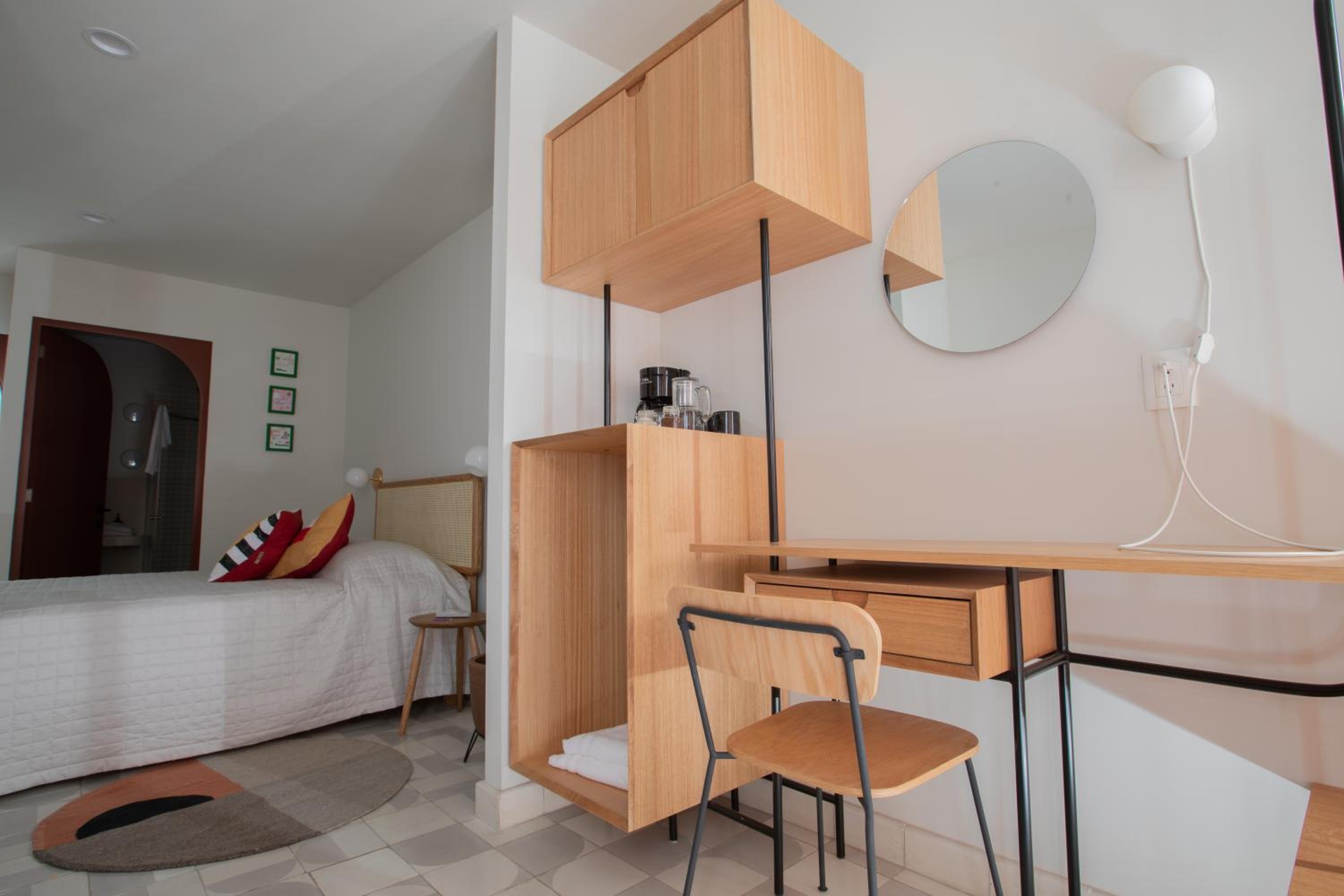 Quadruple Room with Garden View - Photo 10