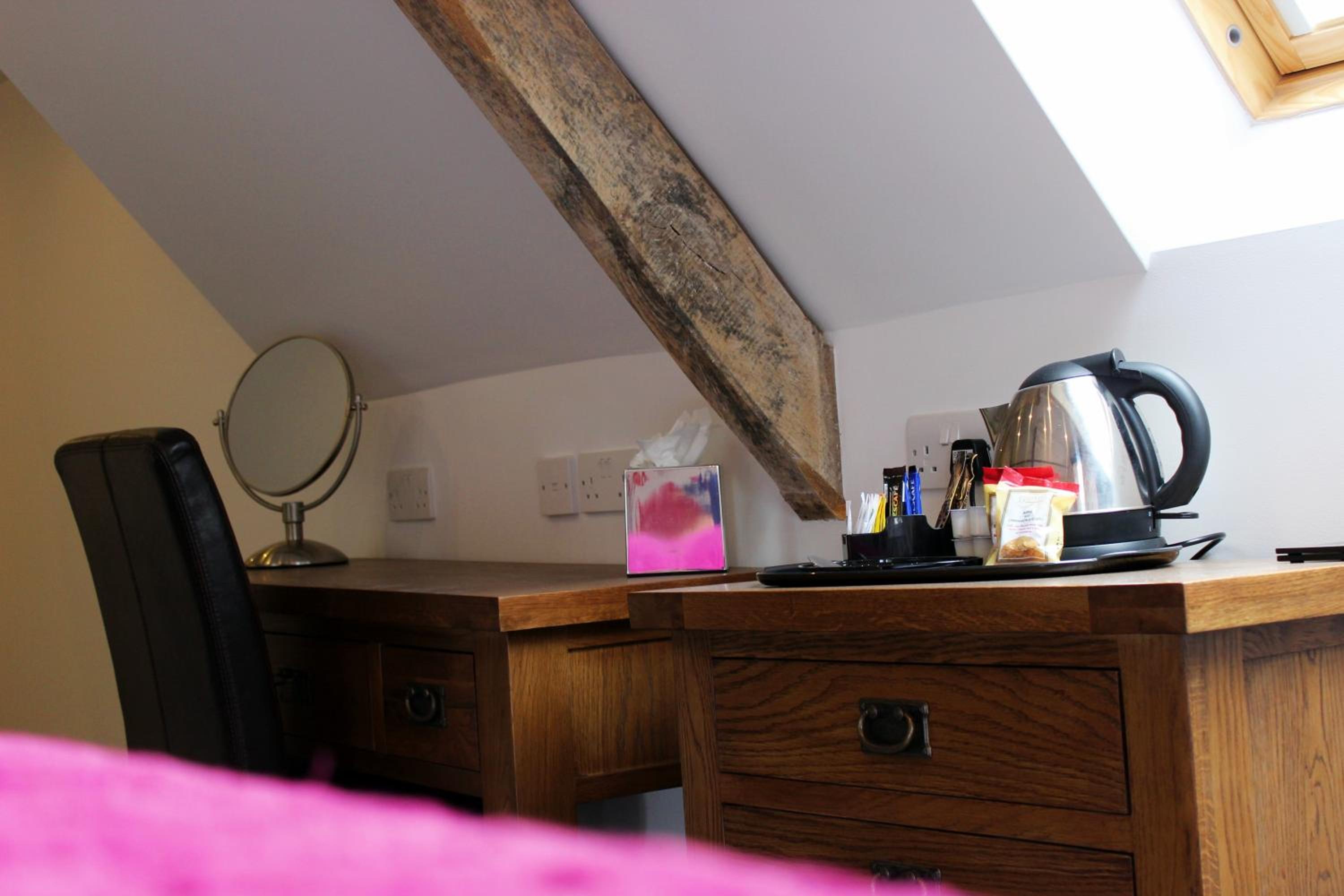 Double Room - Photo 5