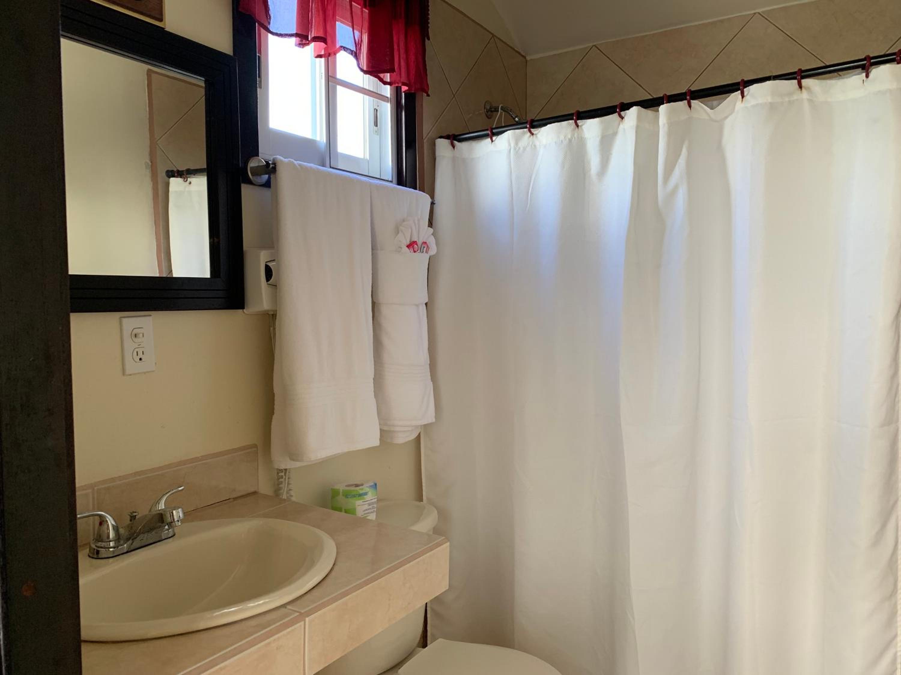 Exclusive Cabana - Private Bathroom - AC  photo 2