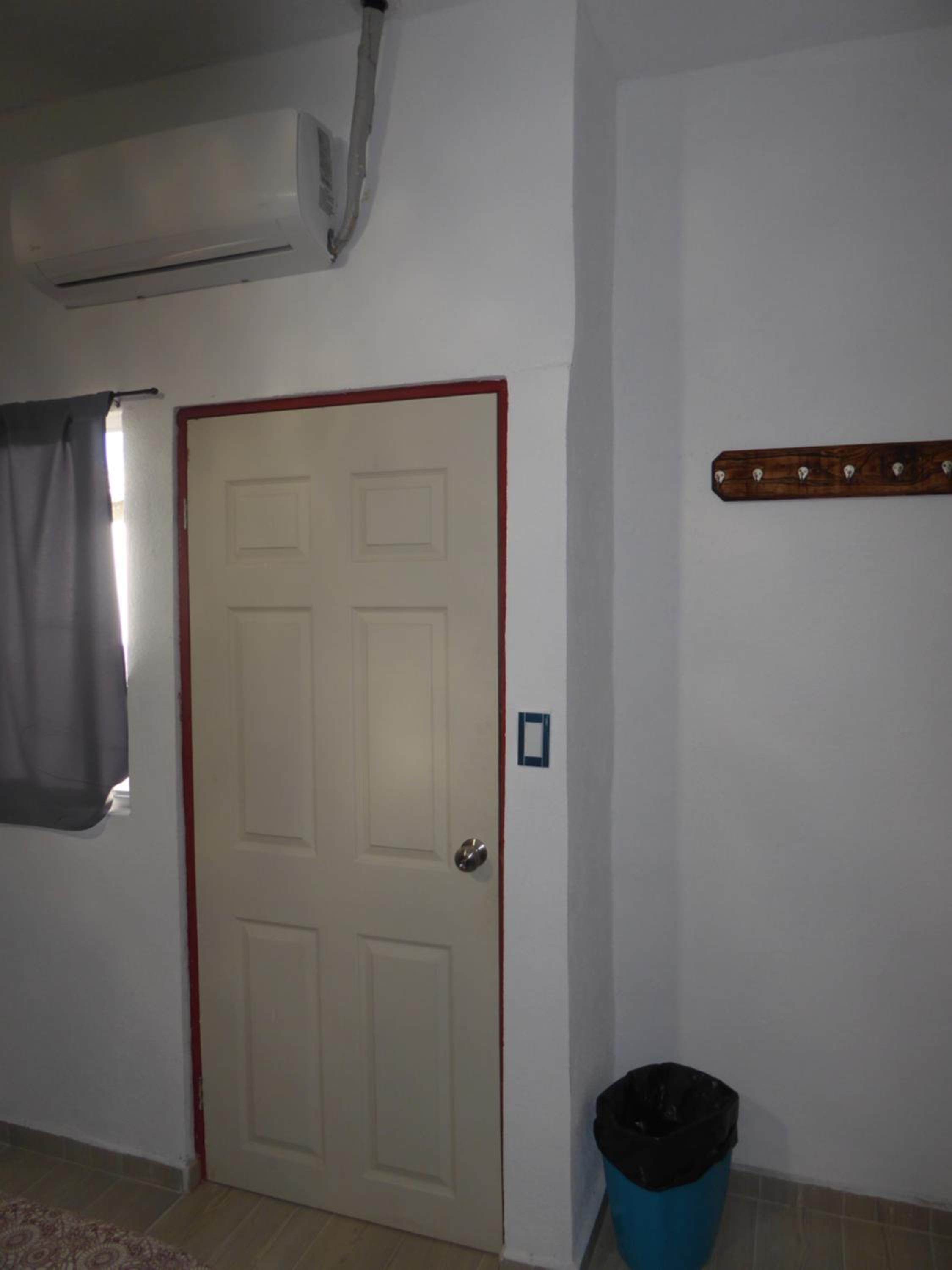 Standard Family Room - Photo 3