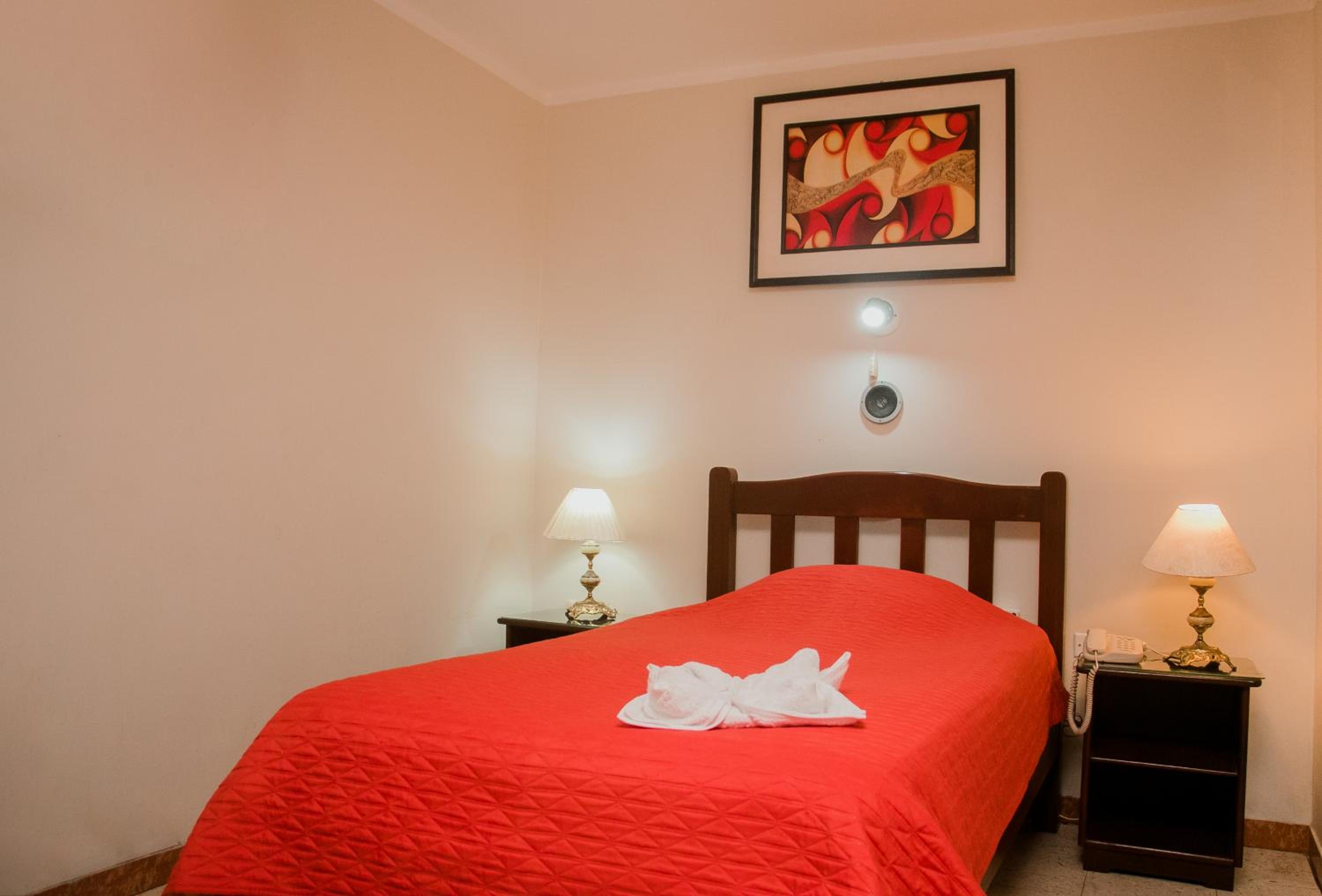 Single Room photo 2