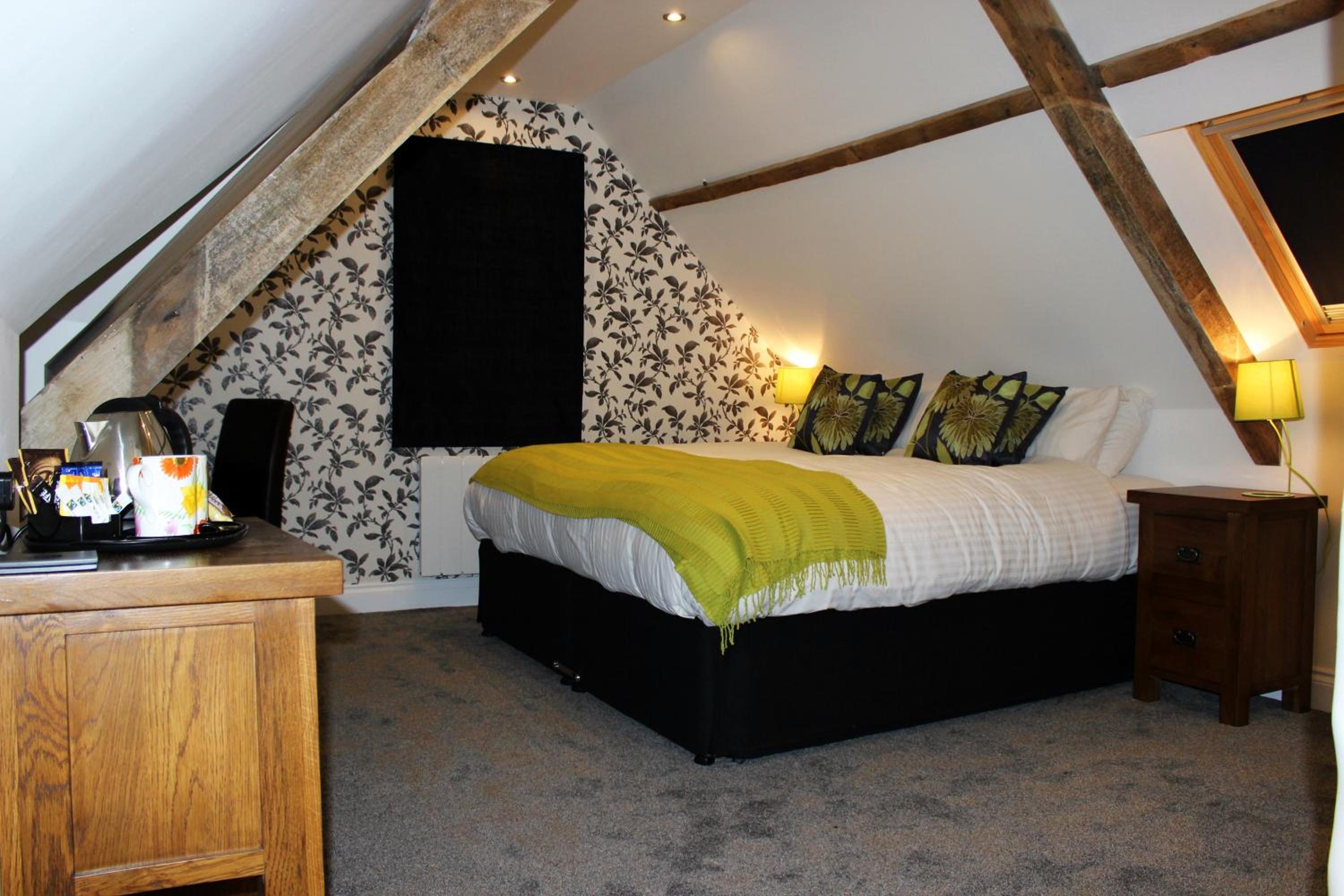 Double Room - Photo 12