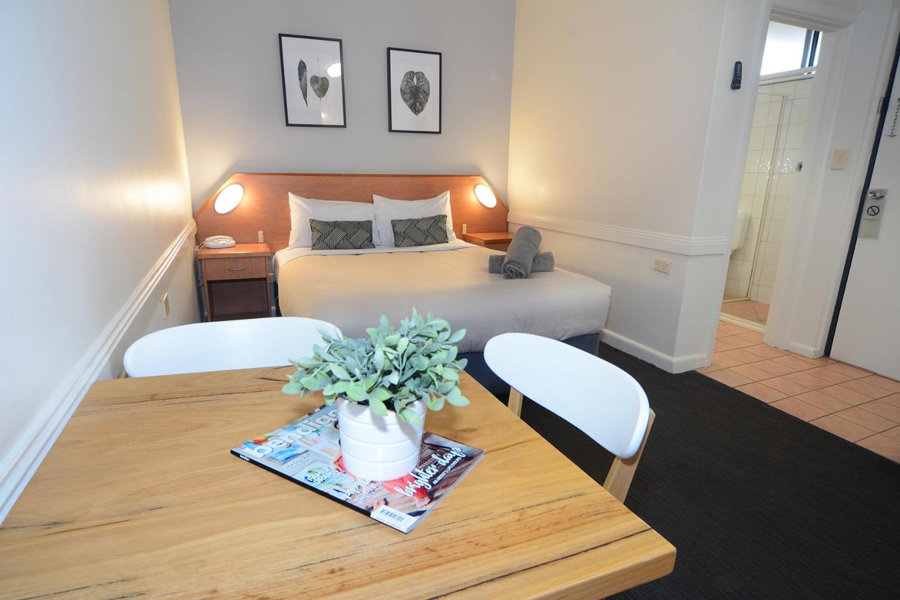 Standard Queen Room photo 1