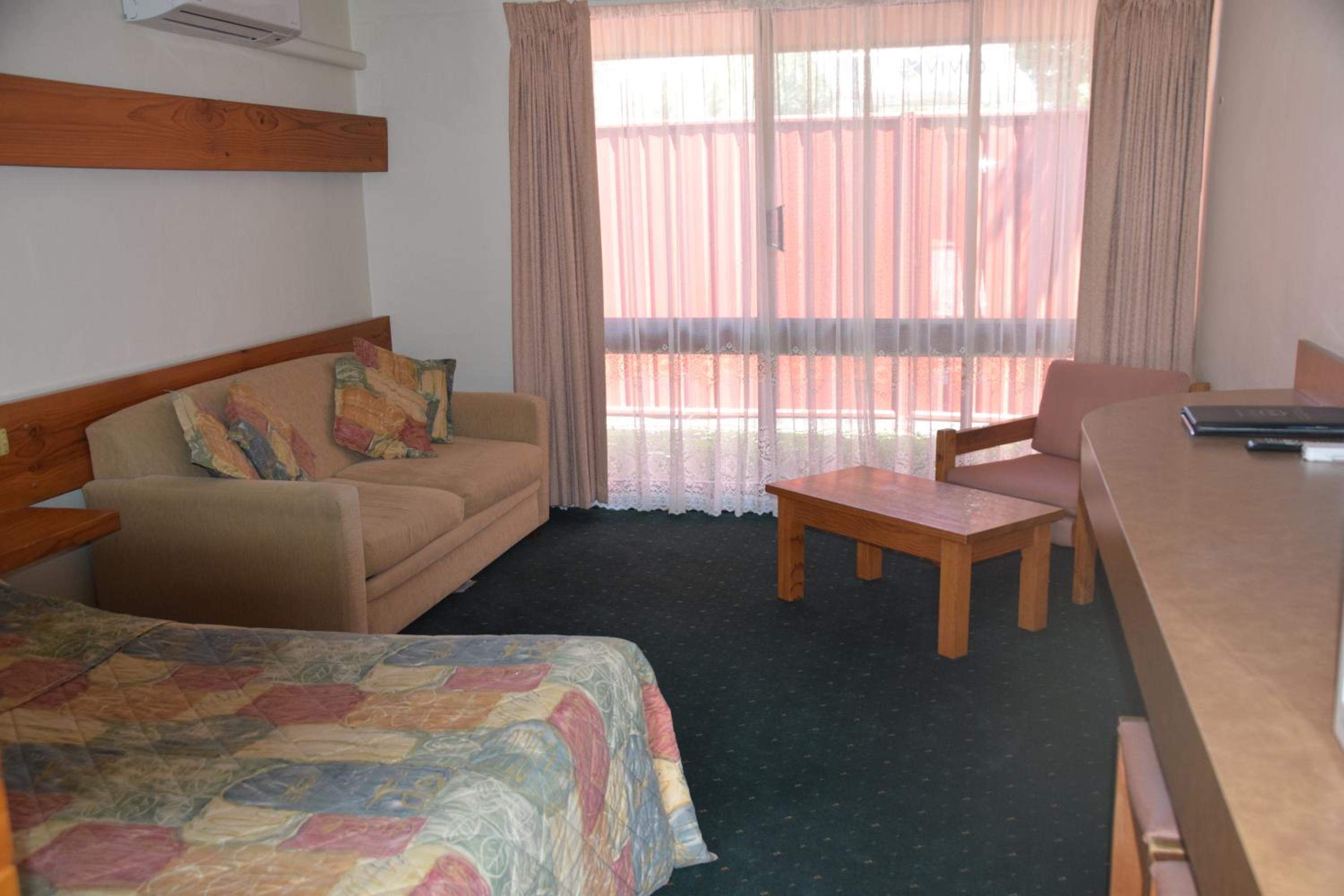 Deluxe Queen Room photo 1