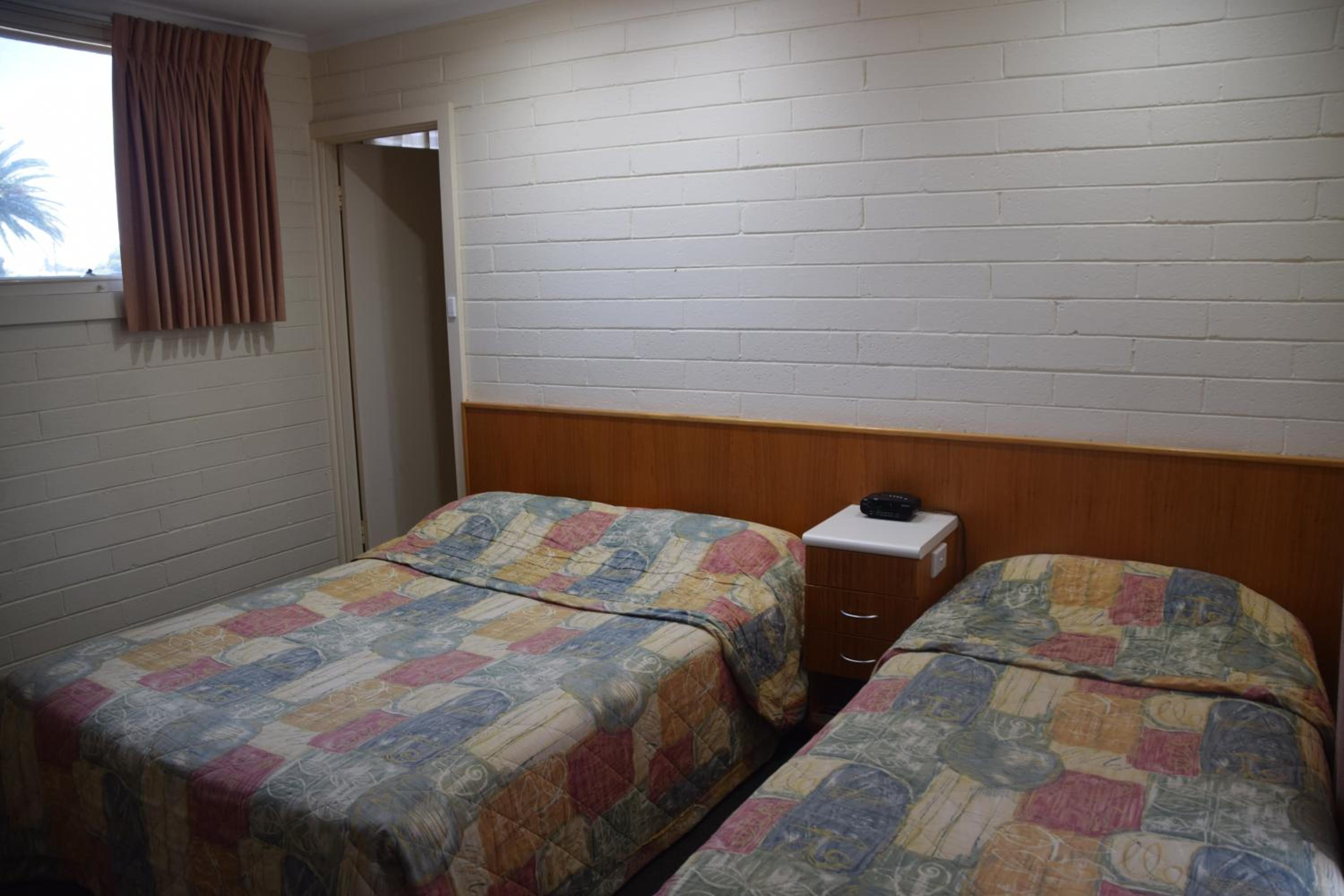 Standard Twin Room - Upstairs  photo 1